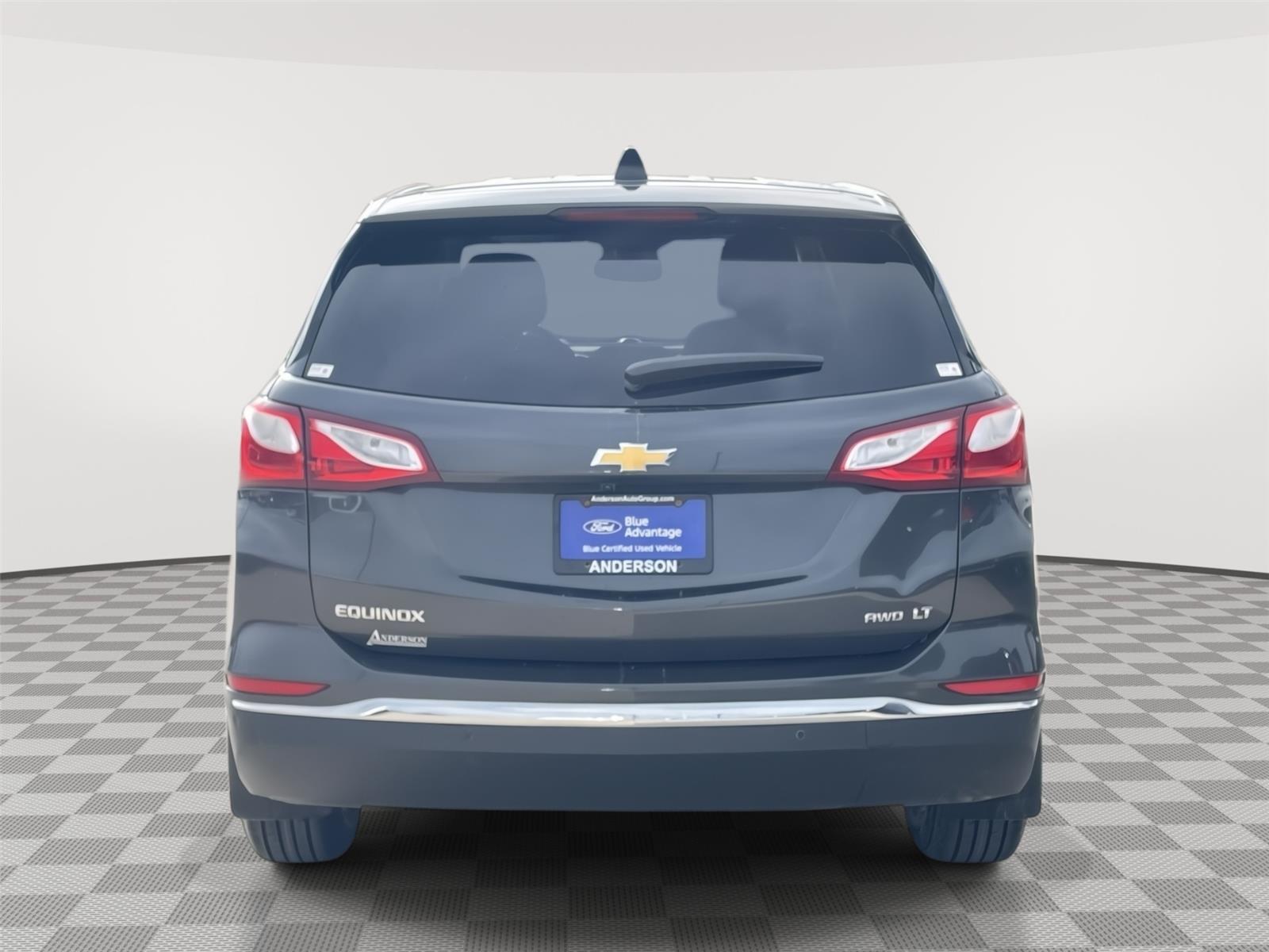 Vehicle photo 8