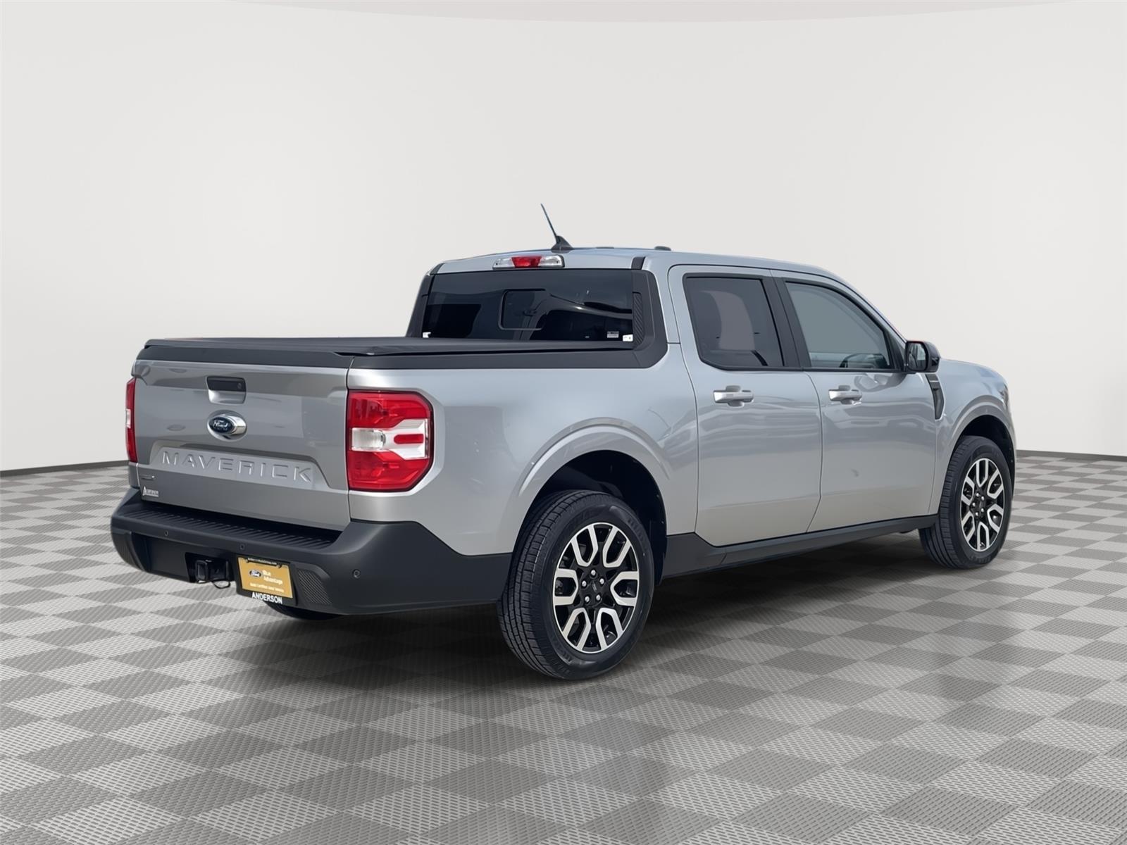 Vehicle photo 7