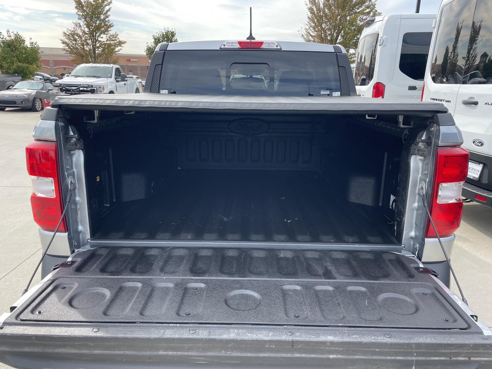 Vehicle photo 35