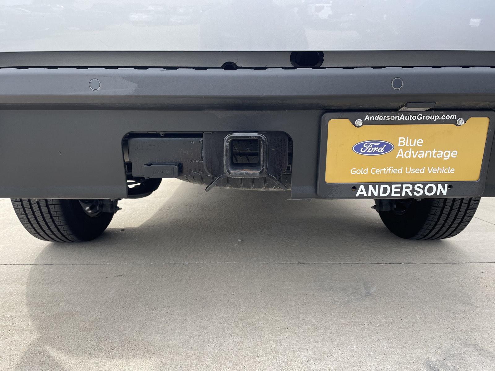 Vehicle photo 36