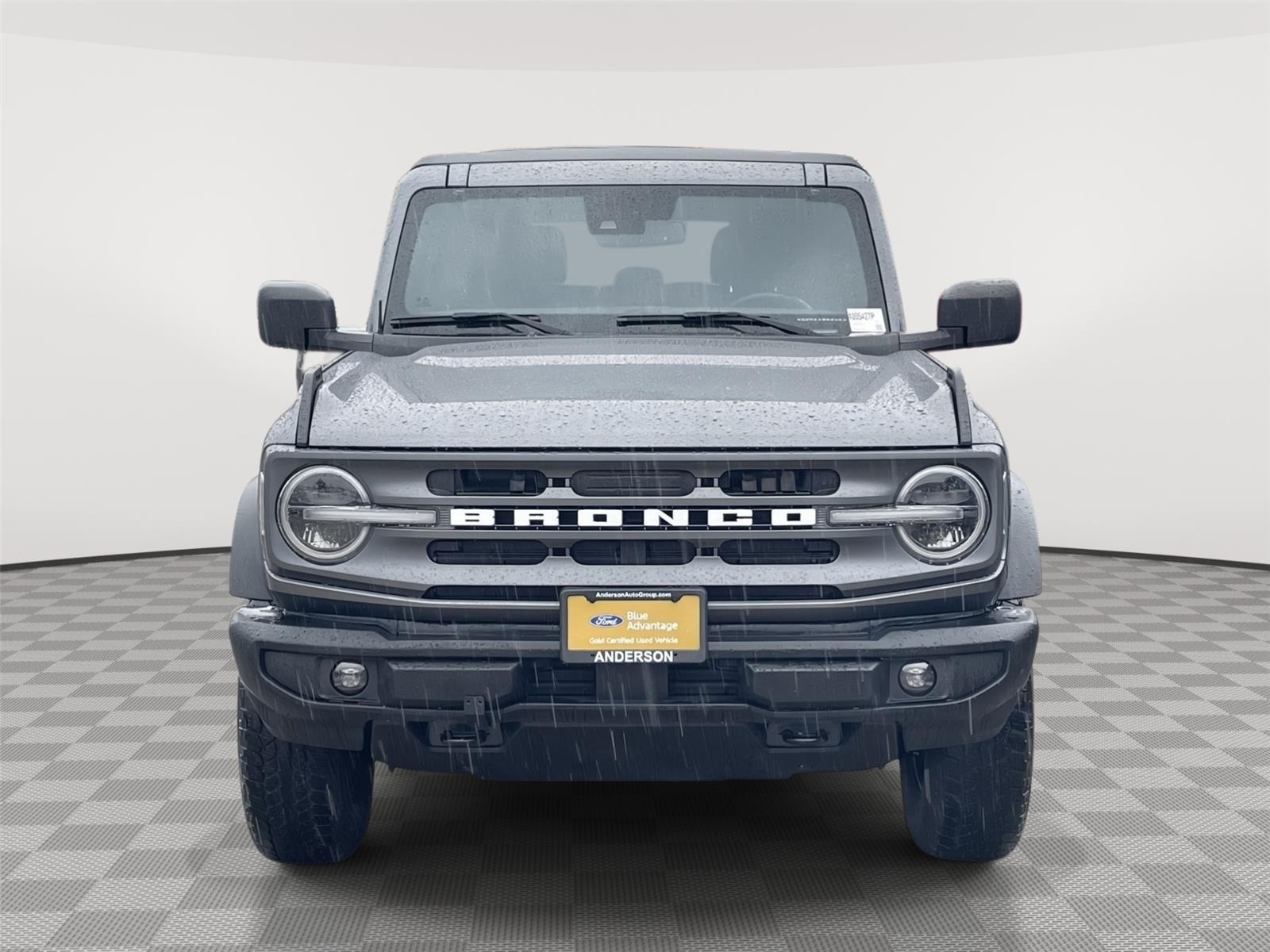 Vehicle photo 4