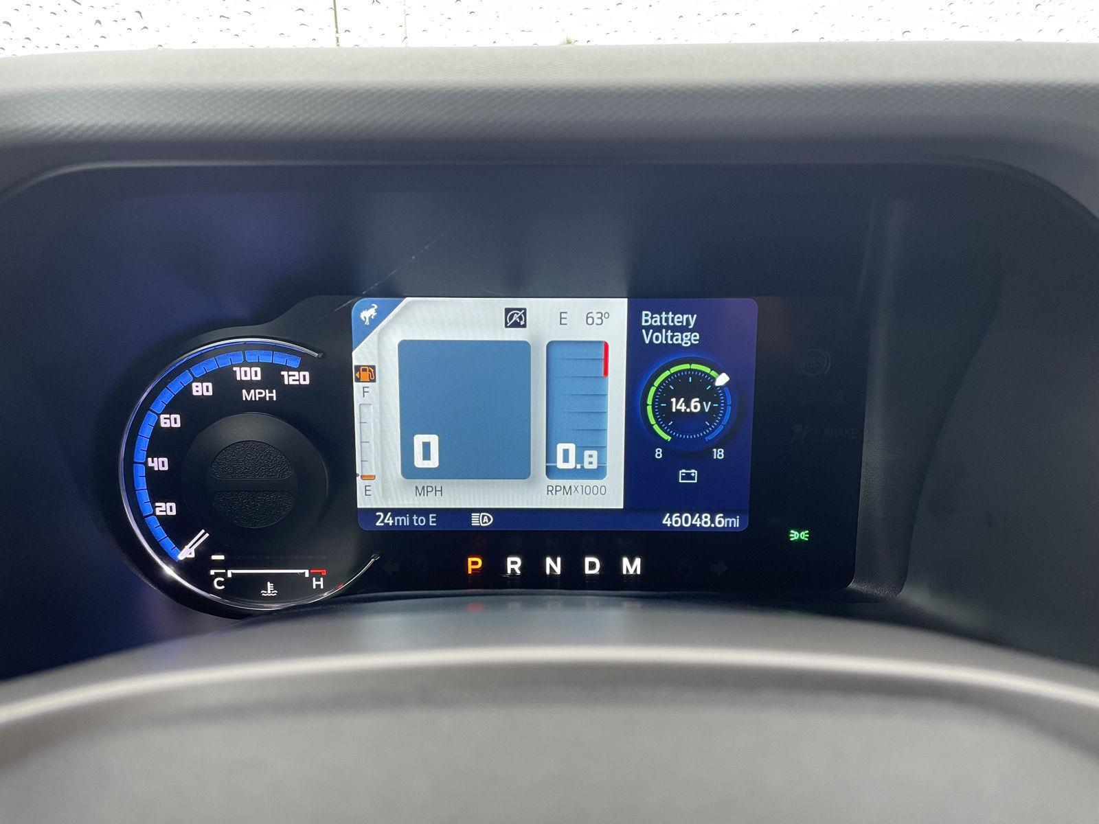 Vehicle photo 14