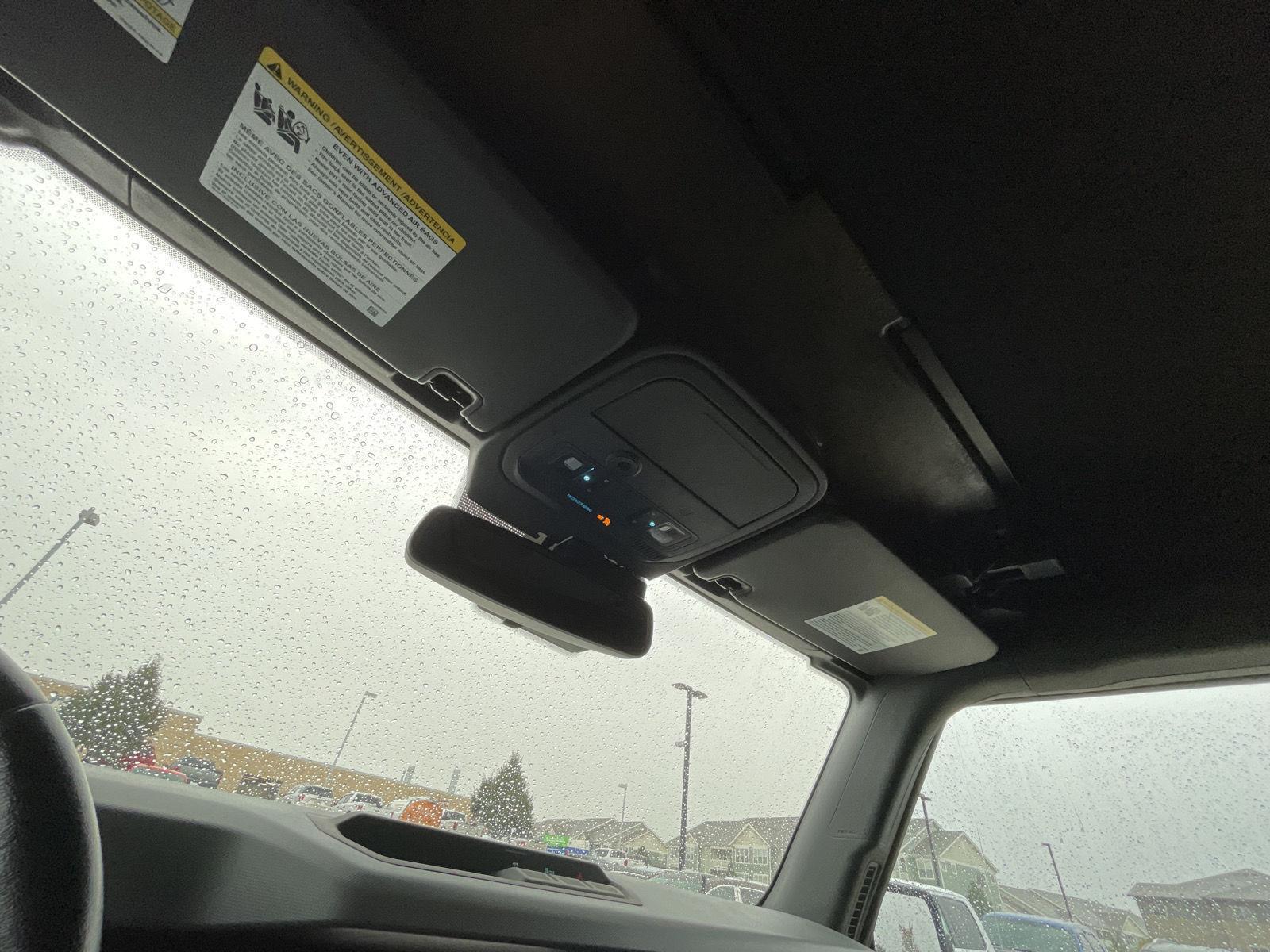 Vehicle photo 20