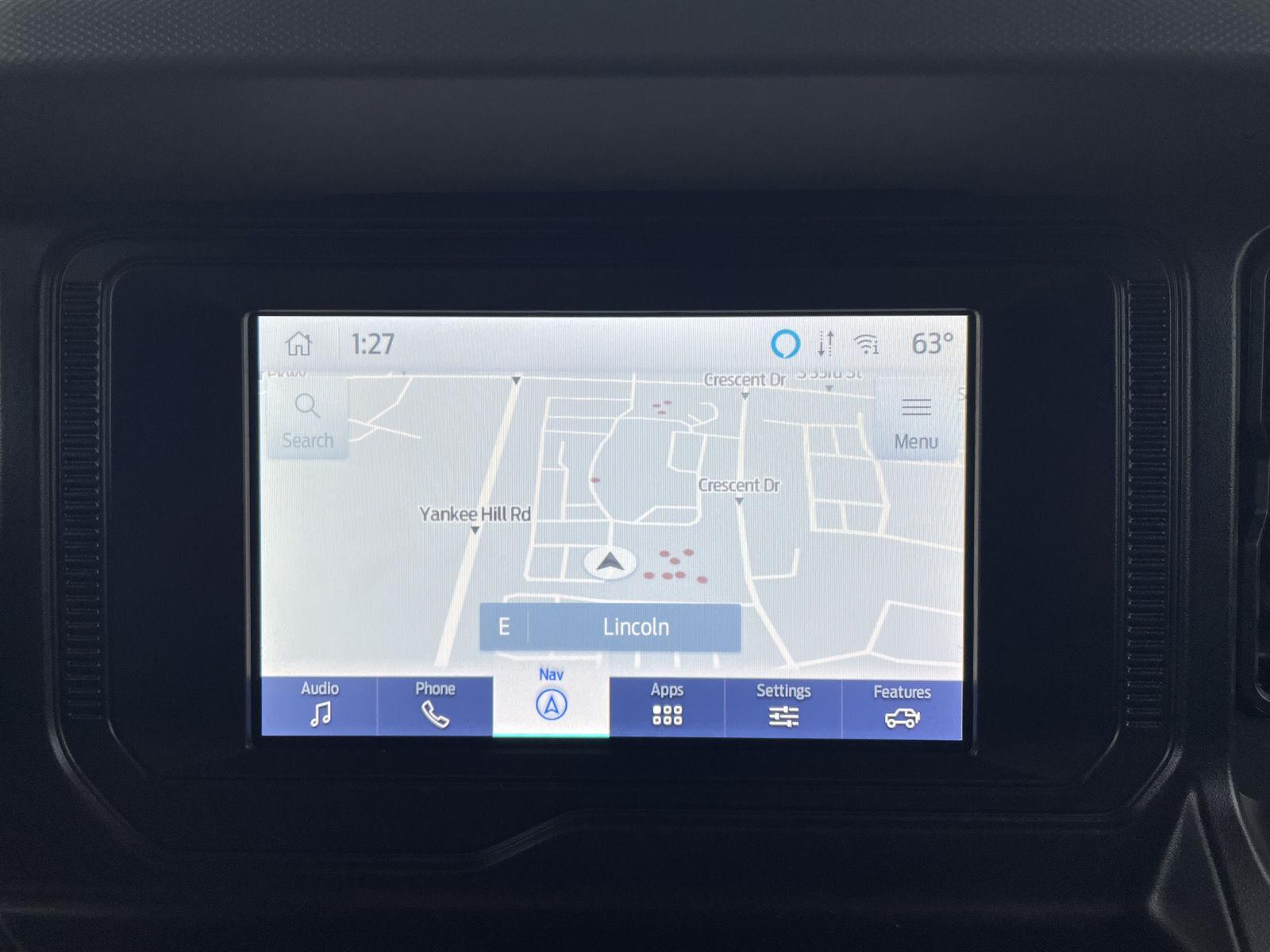 Vehicle photo 23