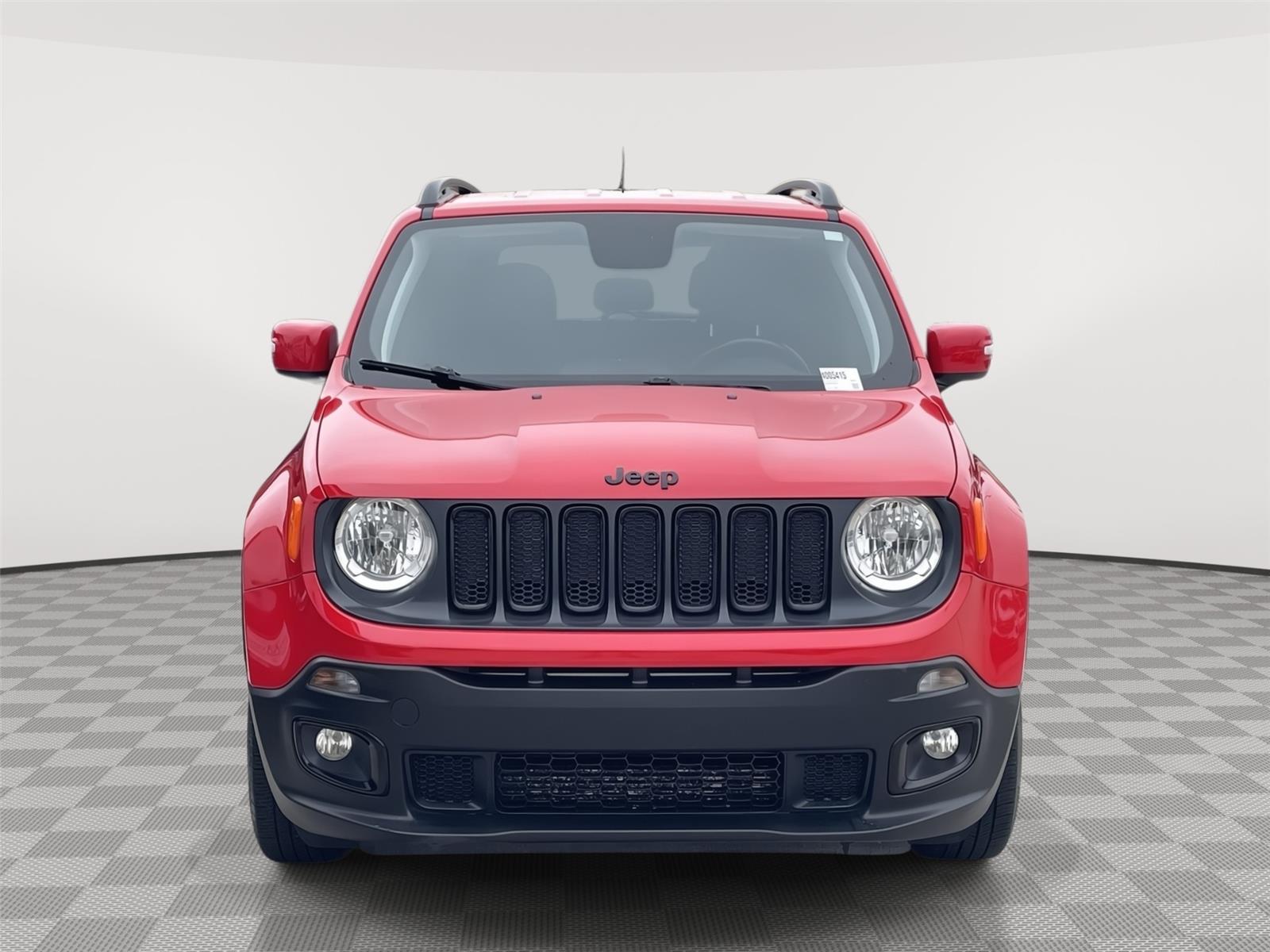 Vehicle photo 4