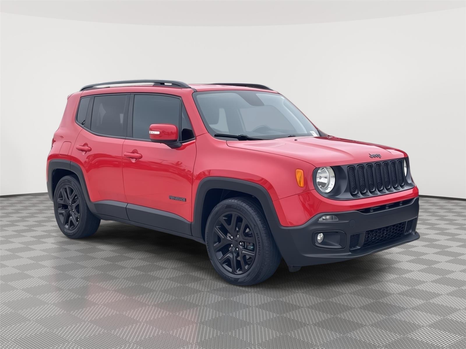 Vehicle photo 5