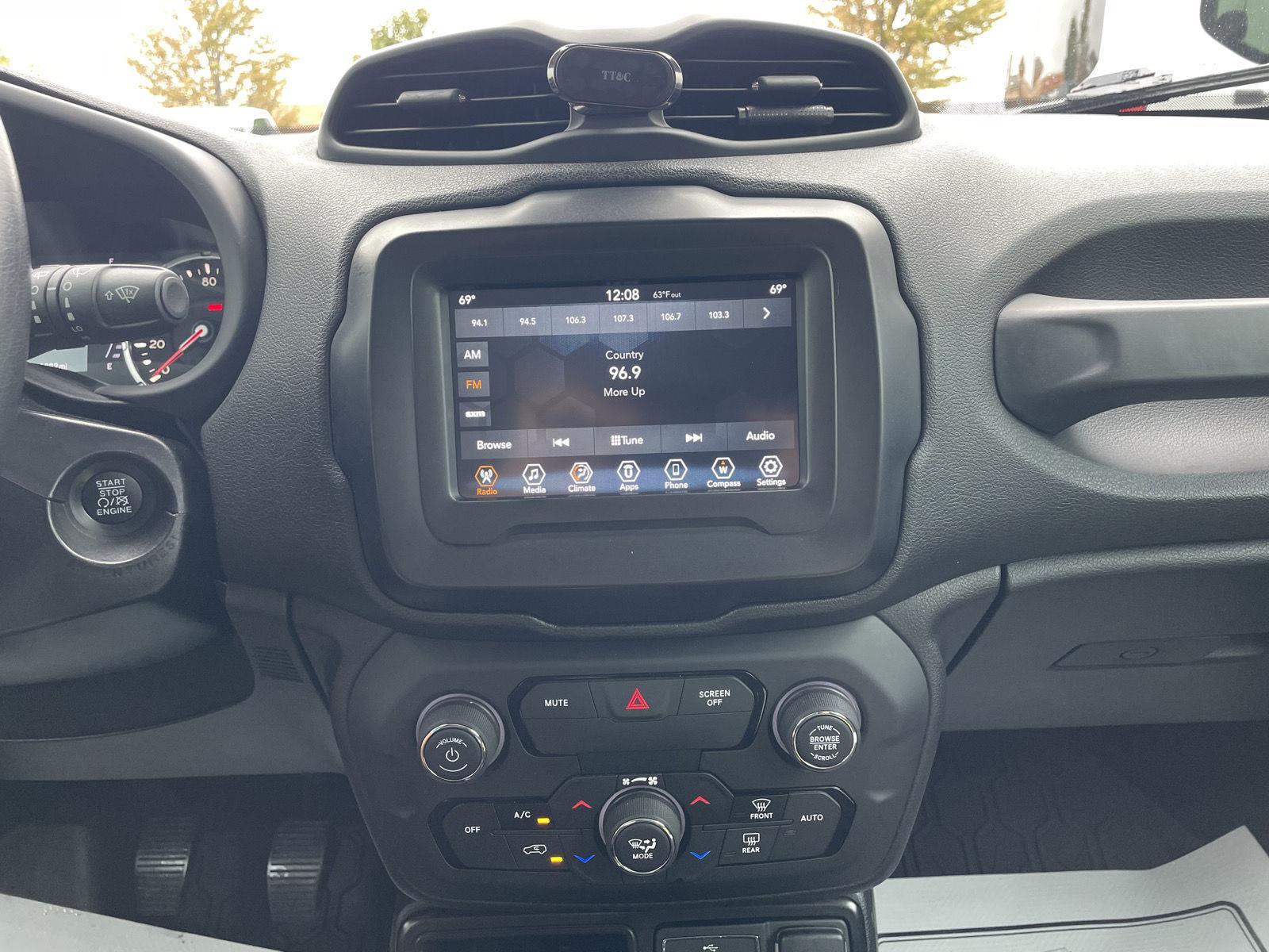 Vehicle photo 22