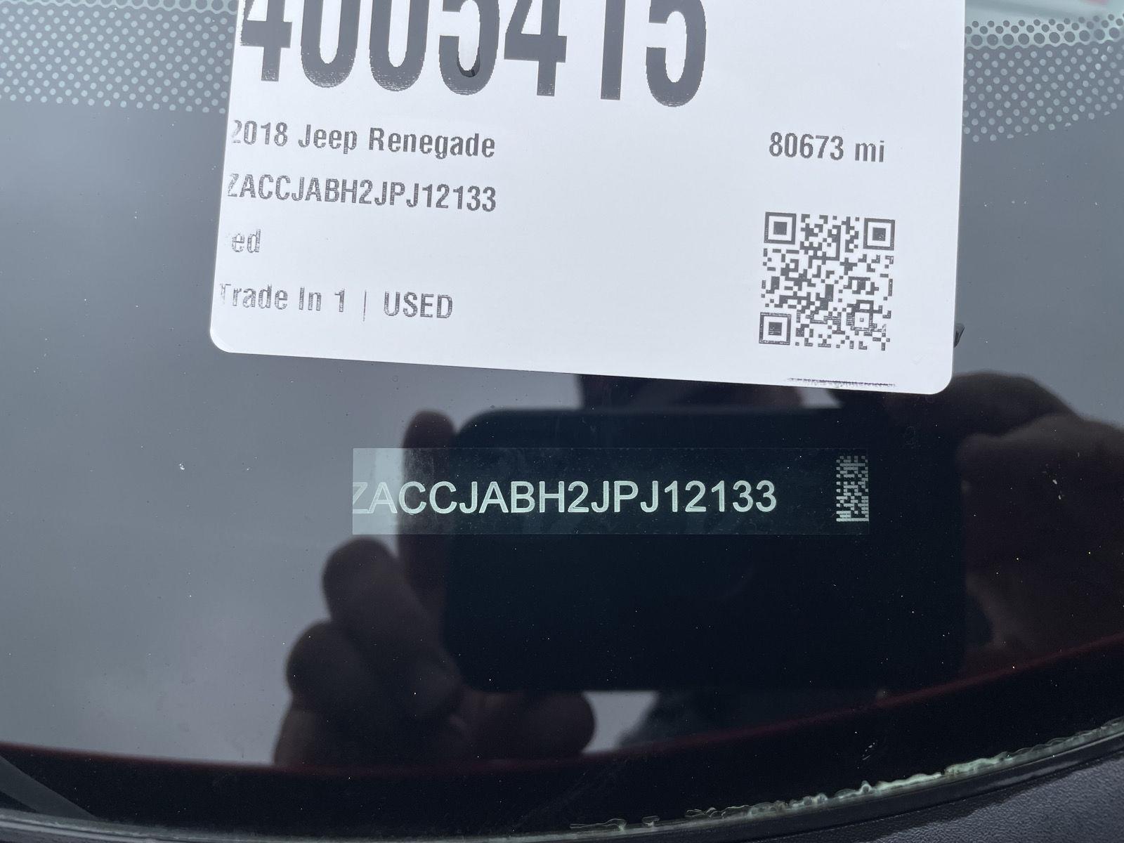 Vehicle photo 32