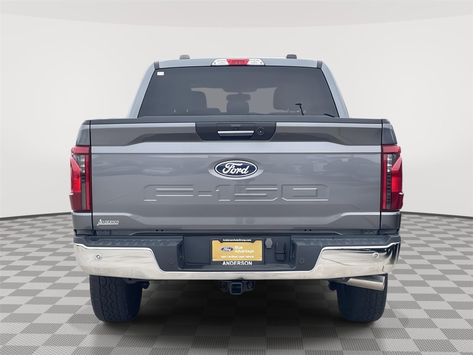 Vehicle photo 8