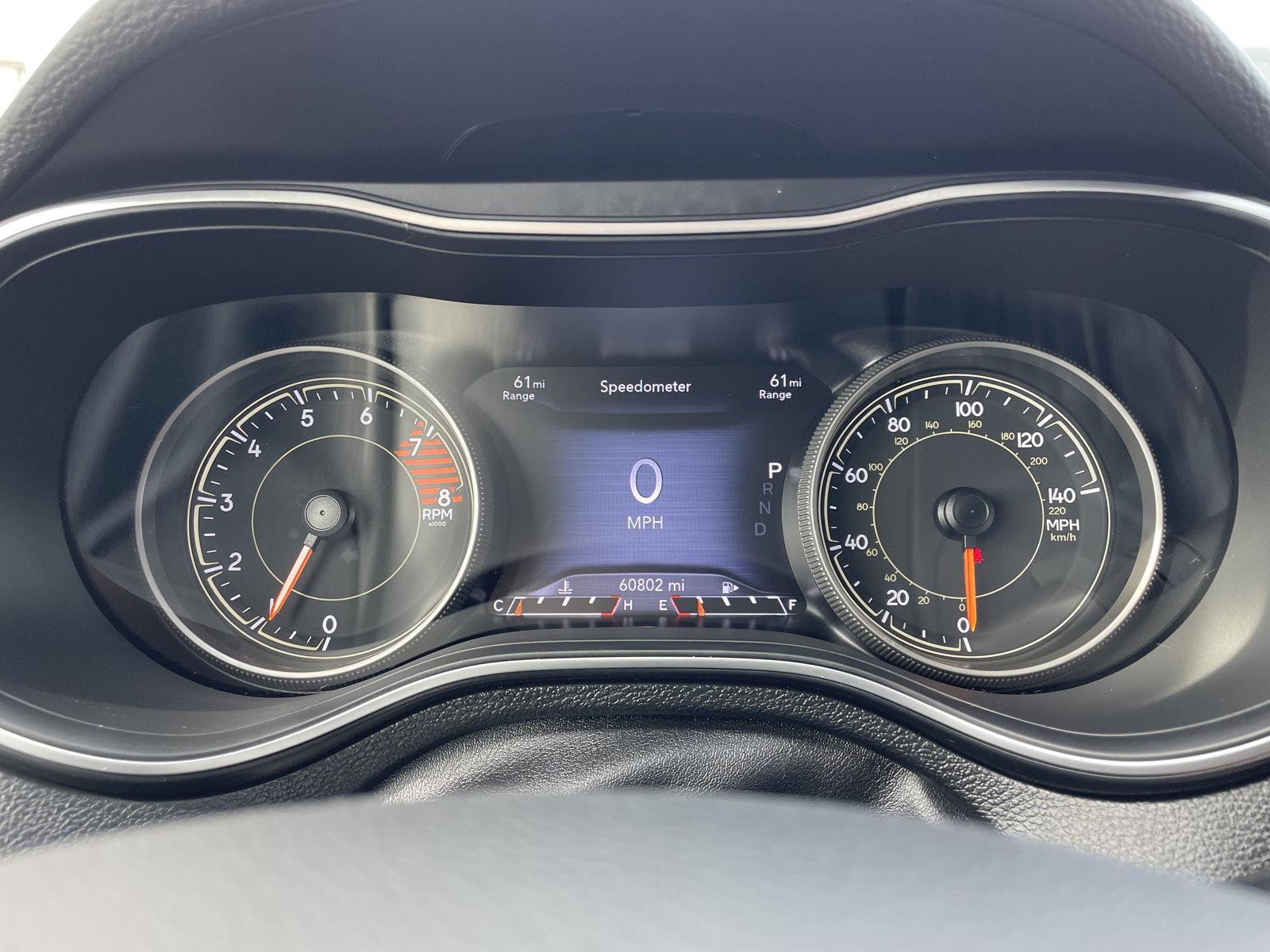 Vehicle photo 15