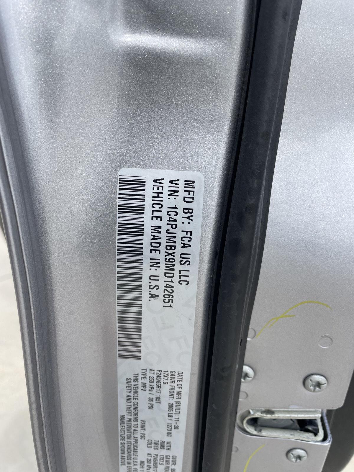Vehicle photo 31