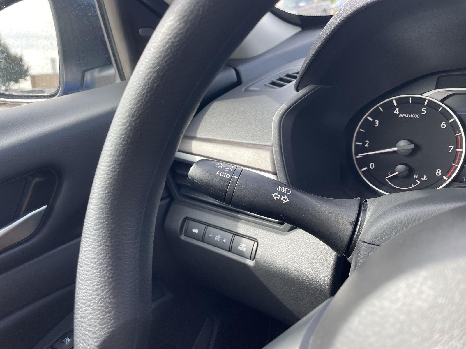 Vehicle photo 16