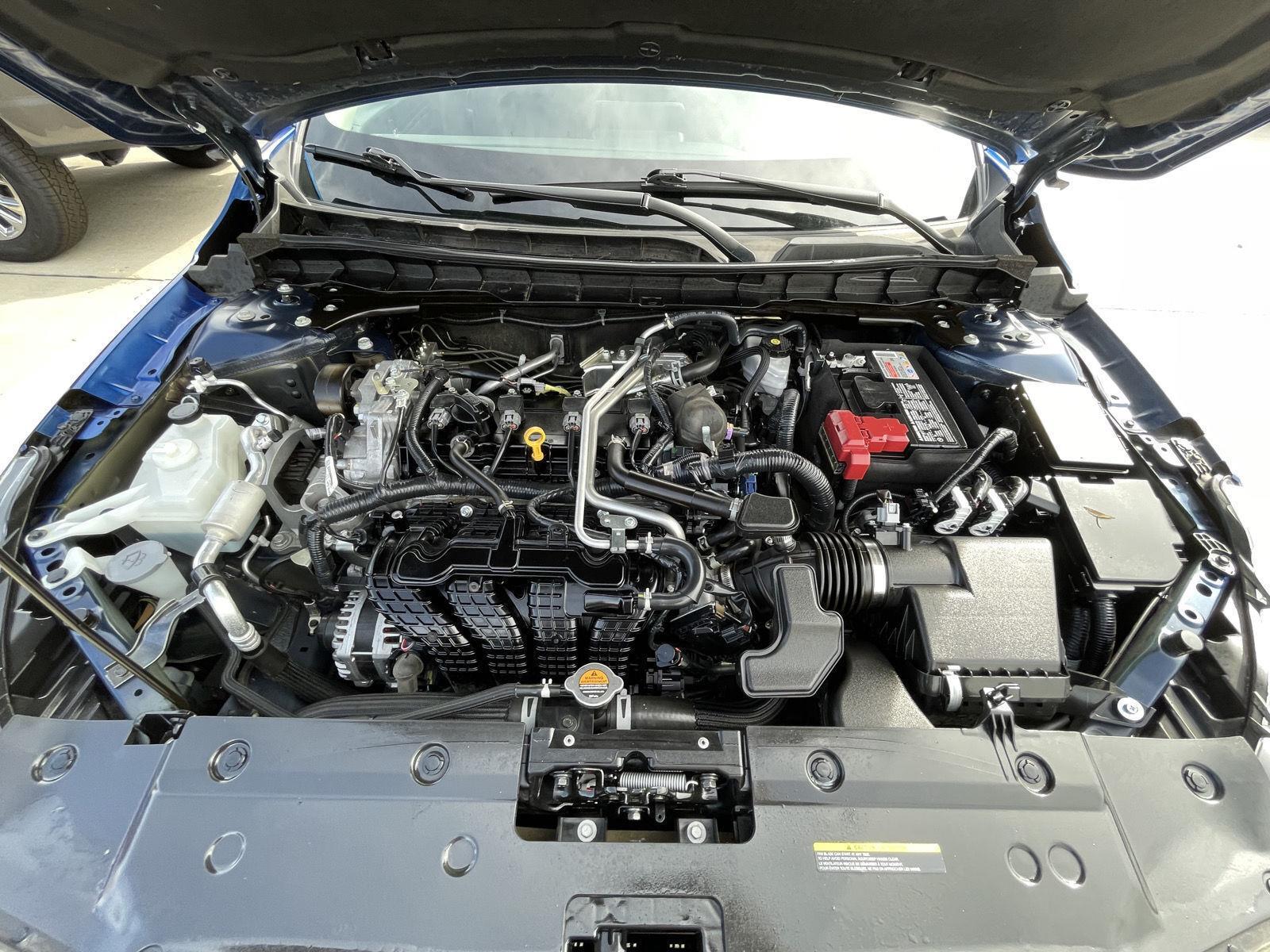 Vehicle photo 32