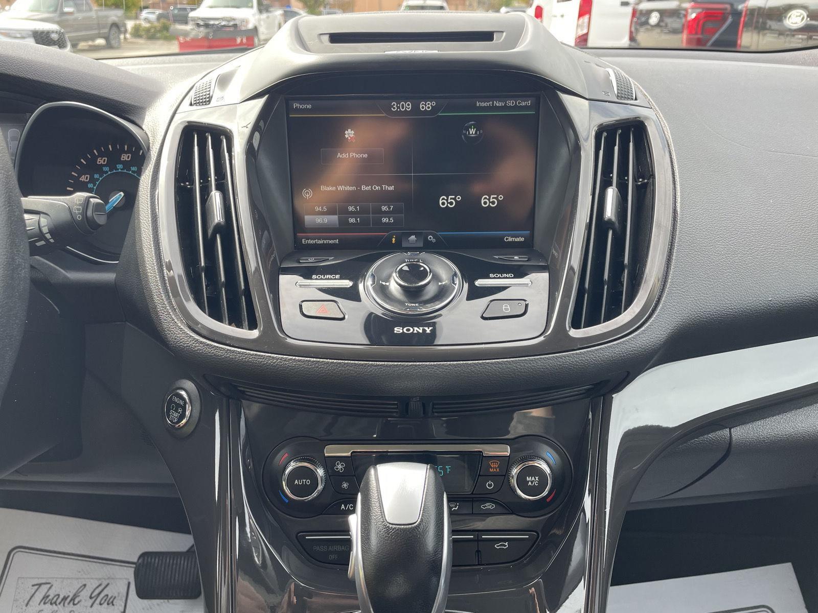 Vehicle photo 22