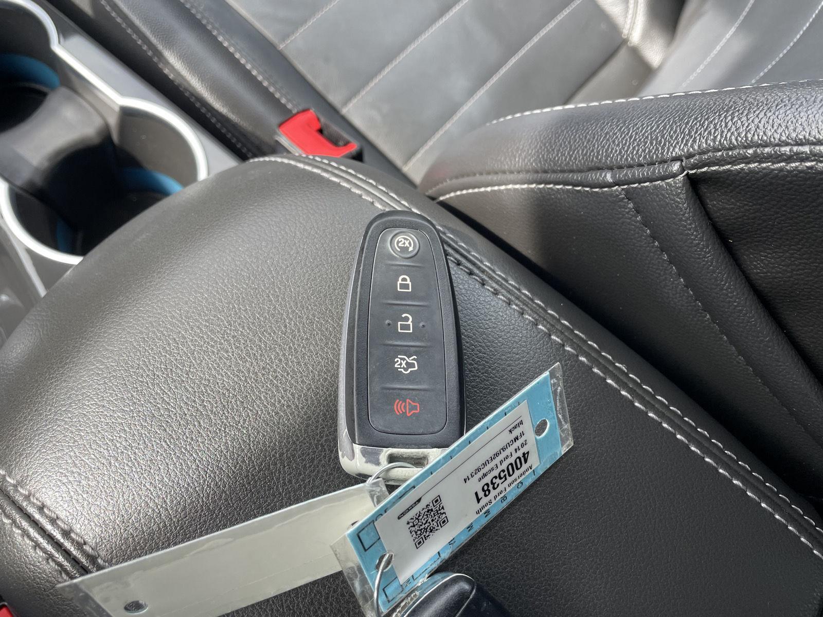 Vehicle photo 38