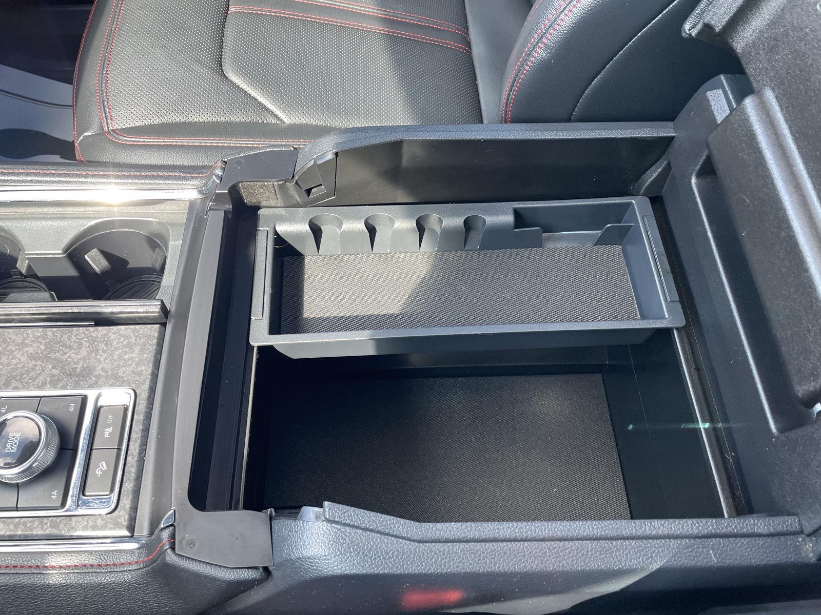 Vehicle photo 36