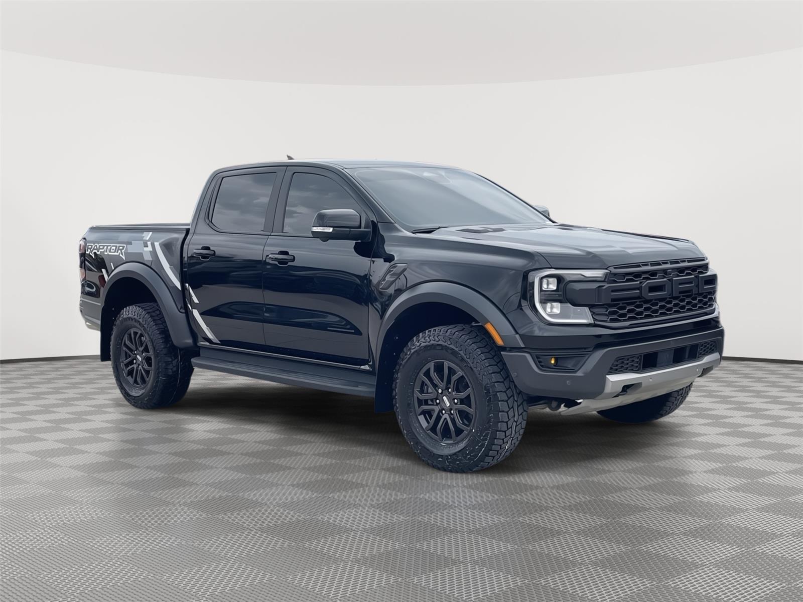 Vehicle photo 5