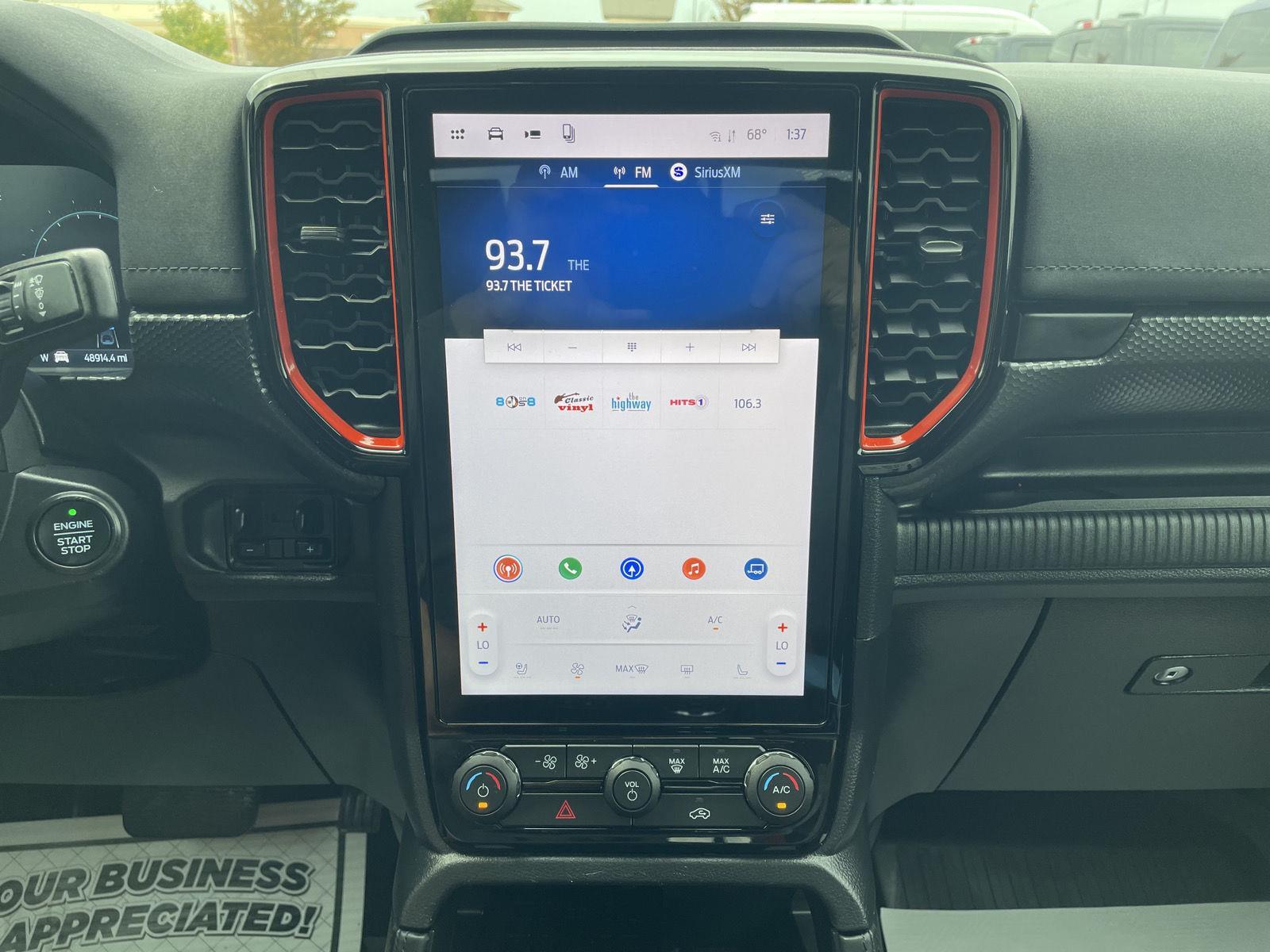 Vehicle photo 22