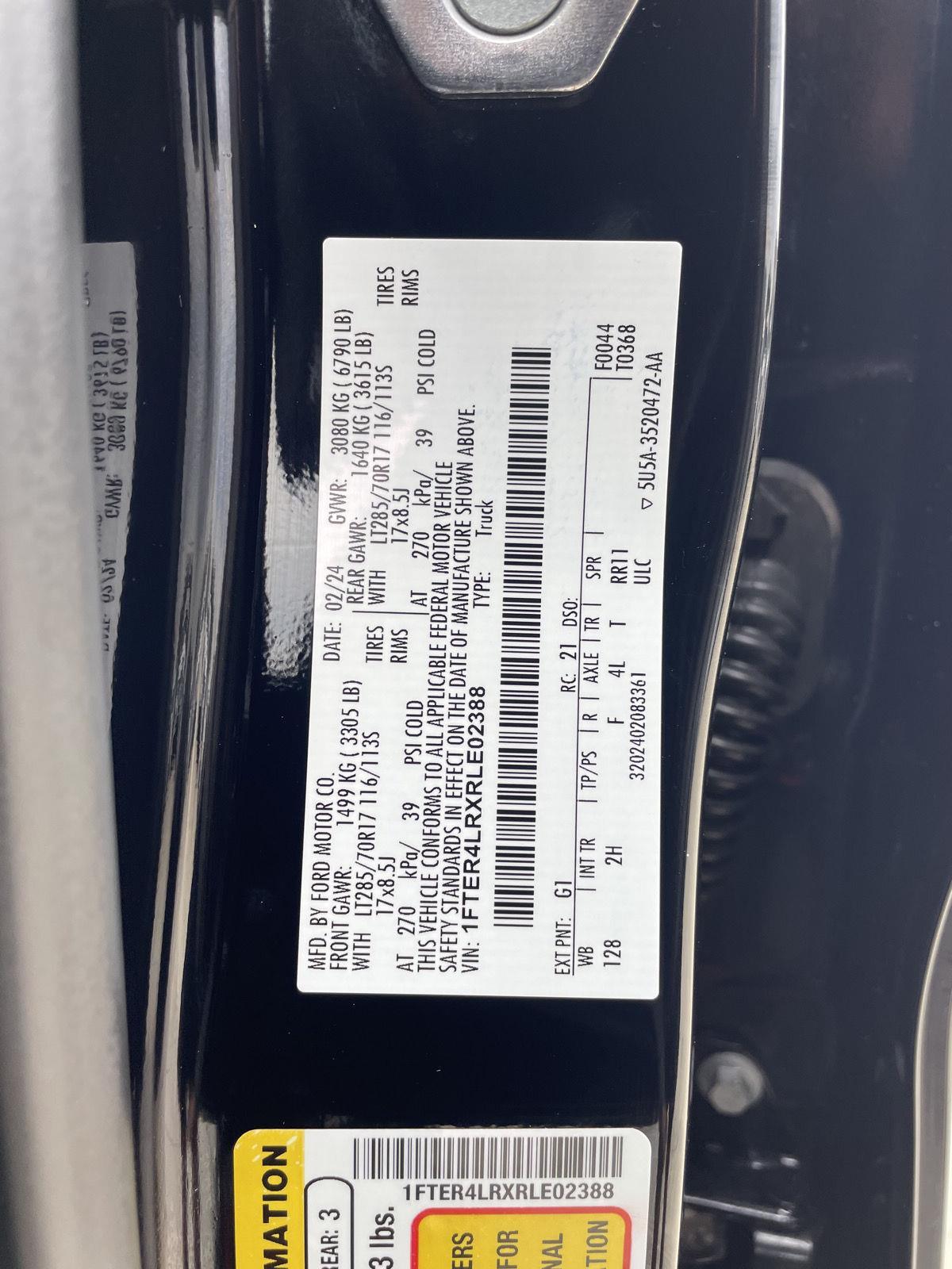 Vehicle photo 34