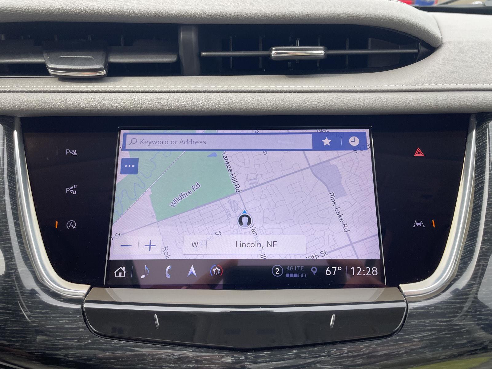 Vehicle photo 30