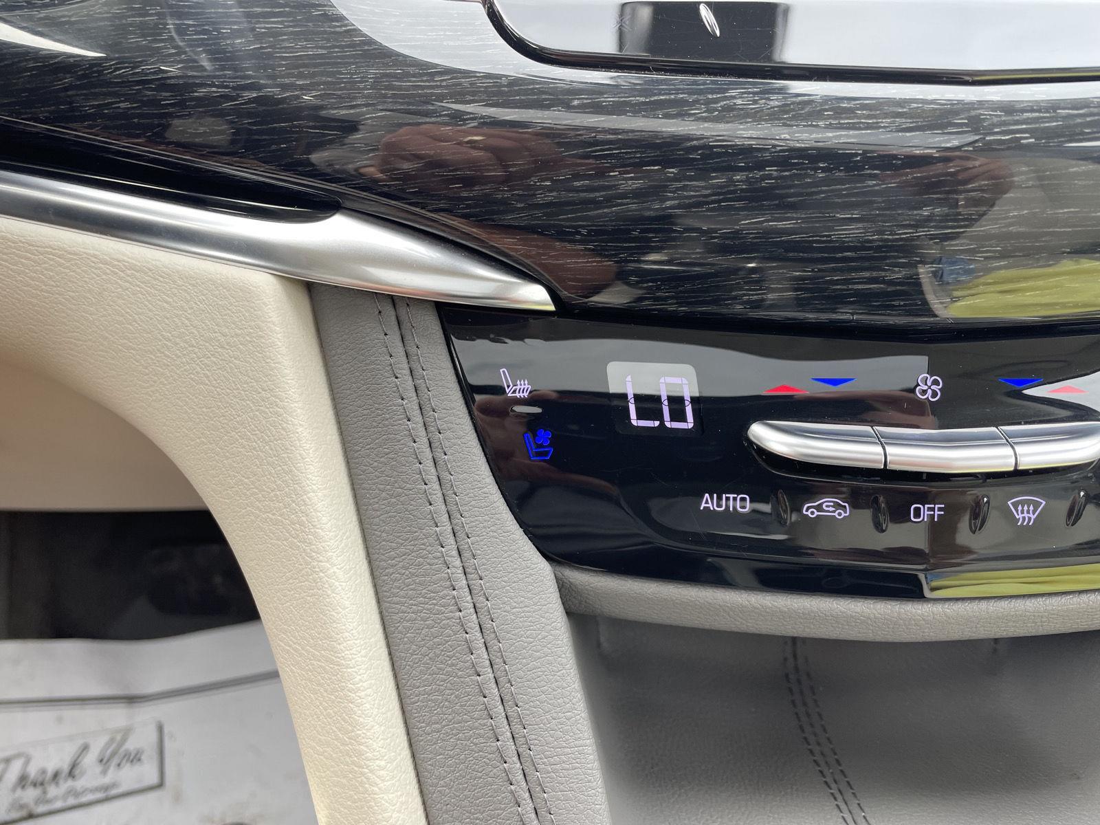 Vehicle photo 34