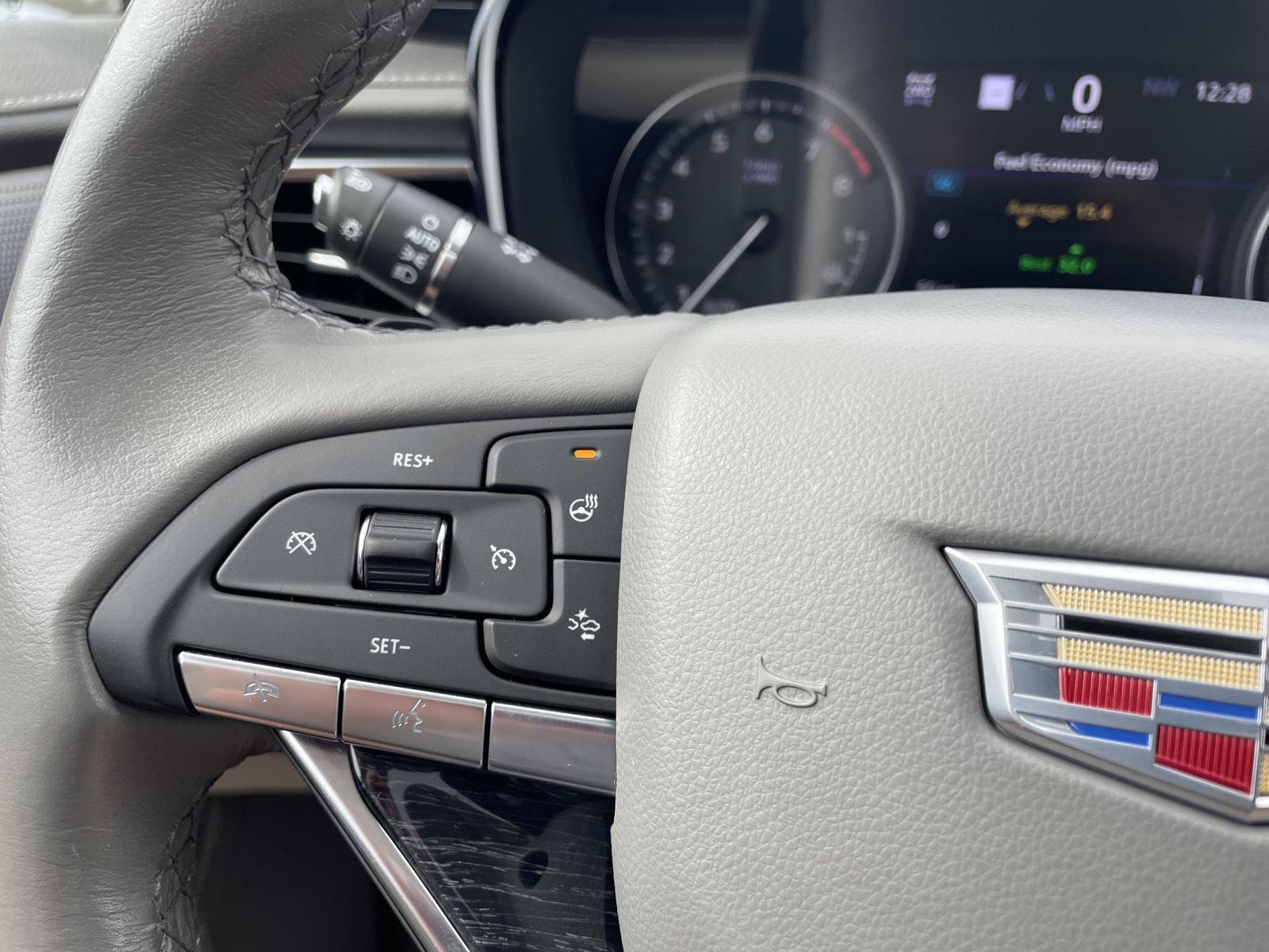 Vehicle photo 35