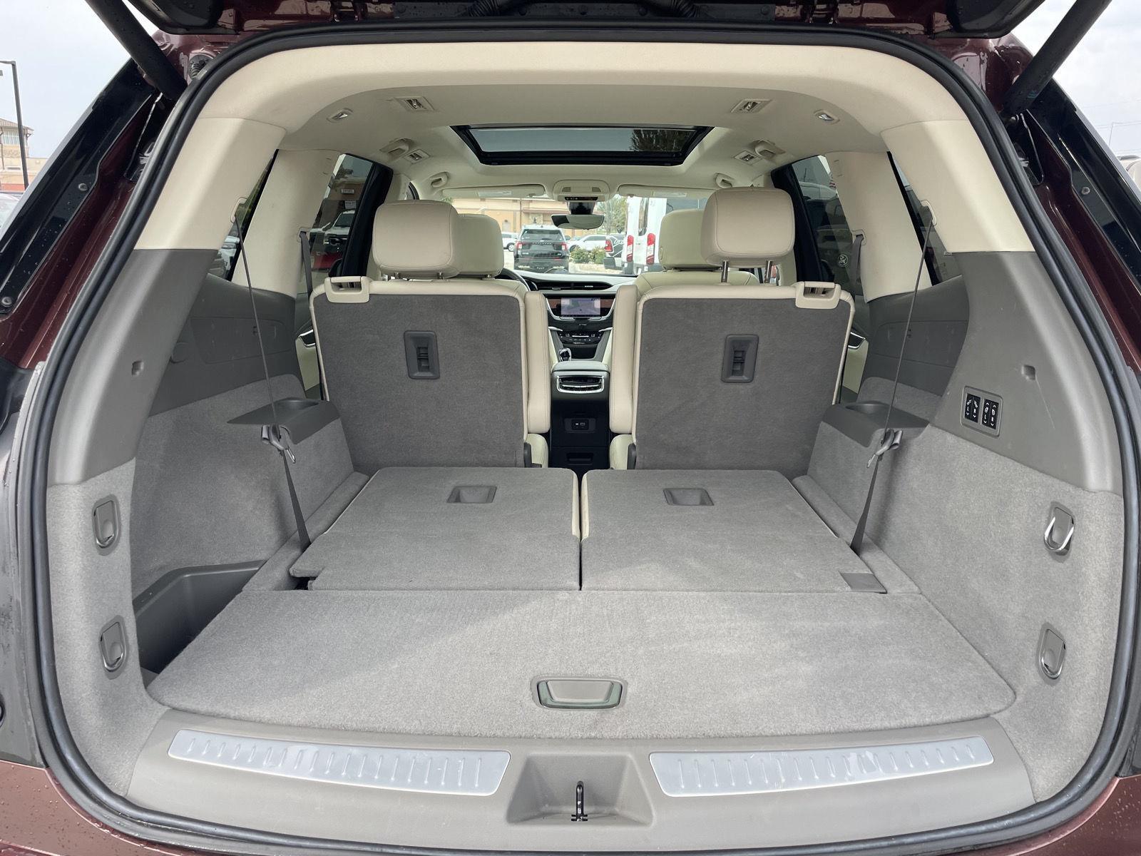 Vehicle photo 44