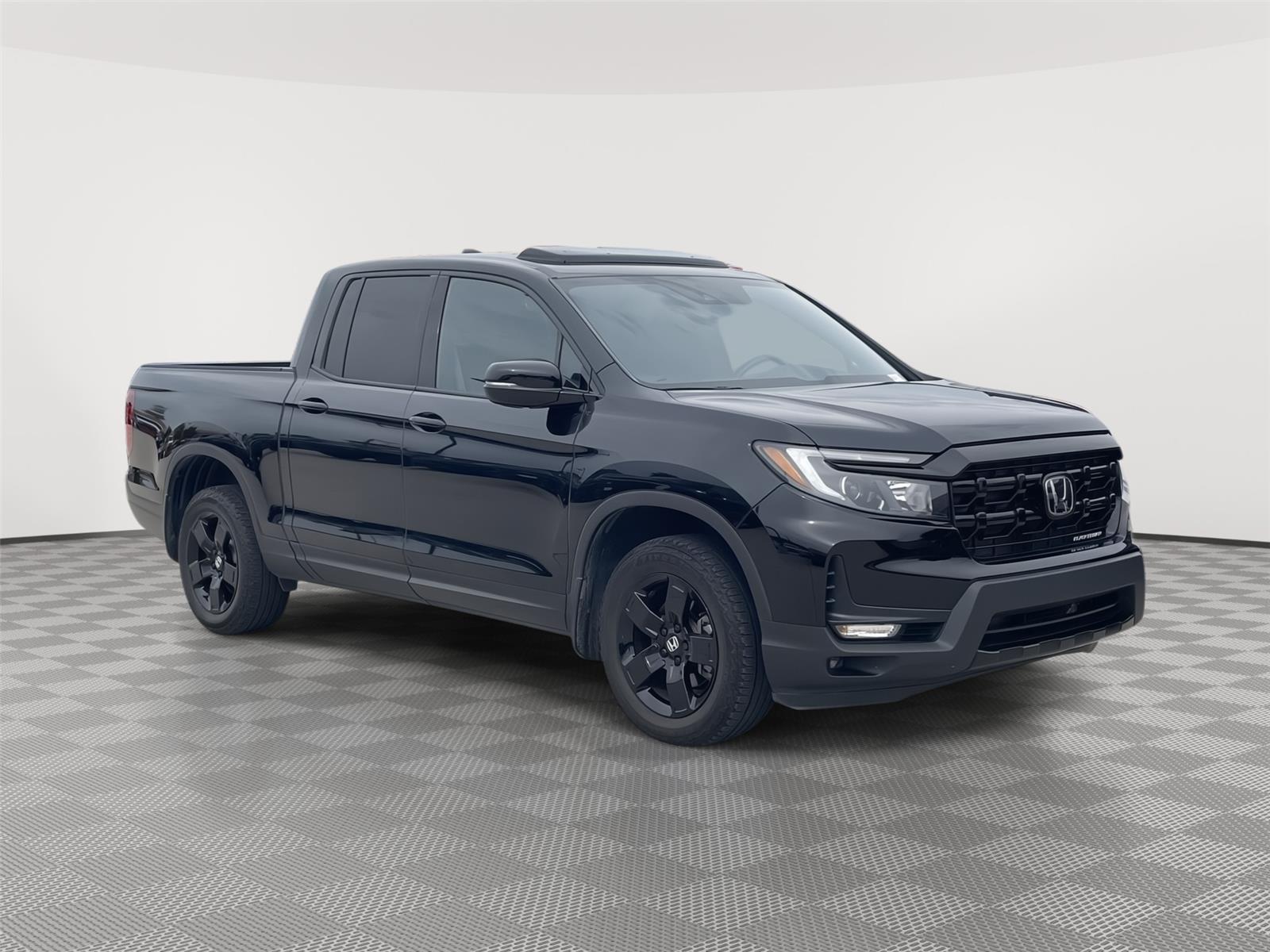 Vehicle photo 5