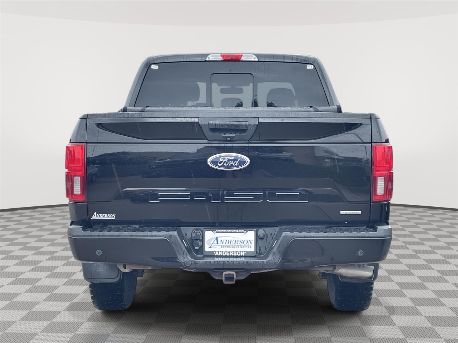 Vehicle photo 8