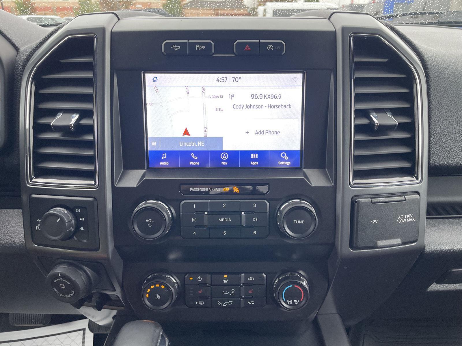 Vehicle photo 21
