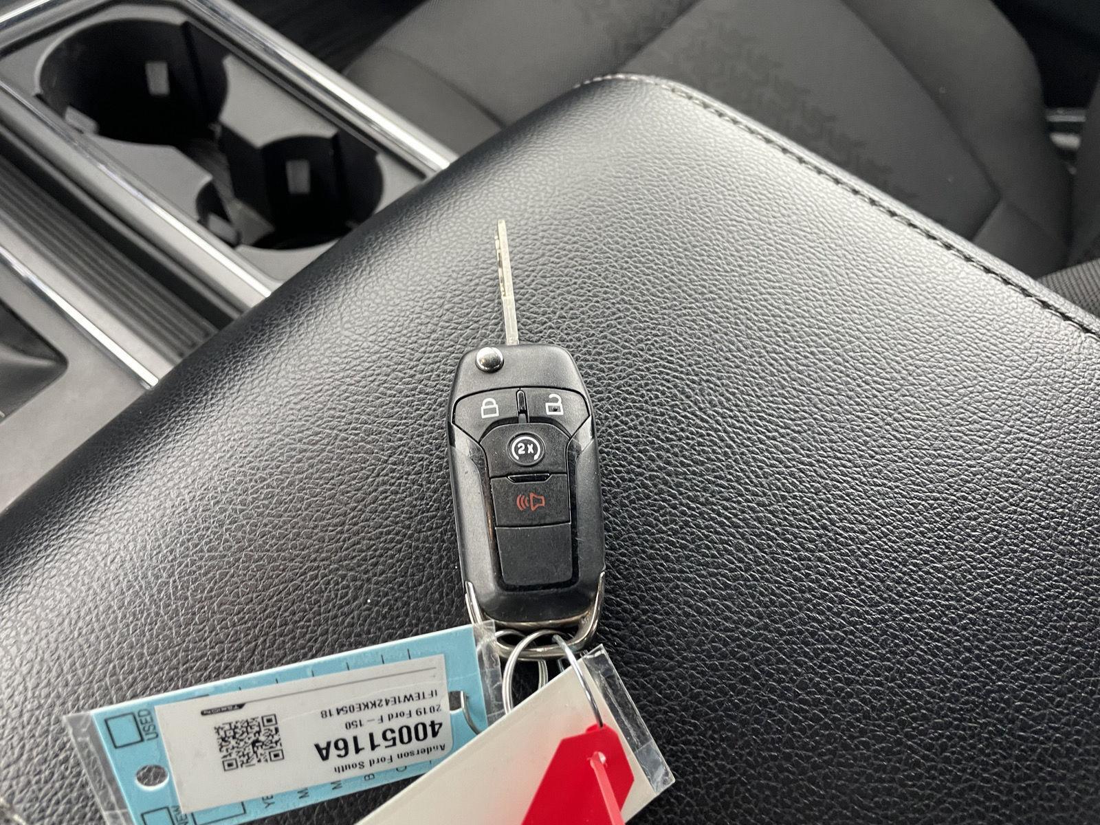 Vehicle photo 40