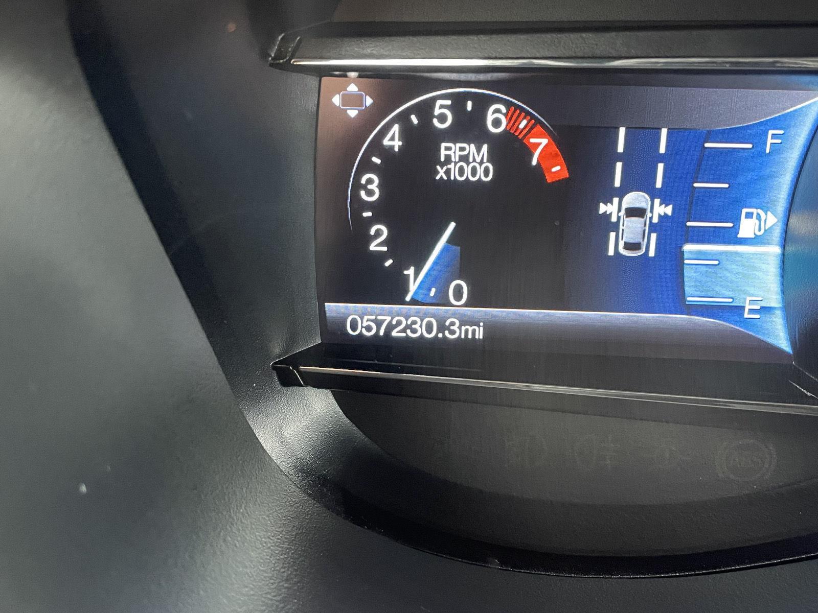 Vehicle photo 3