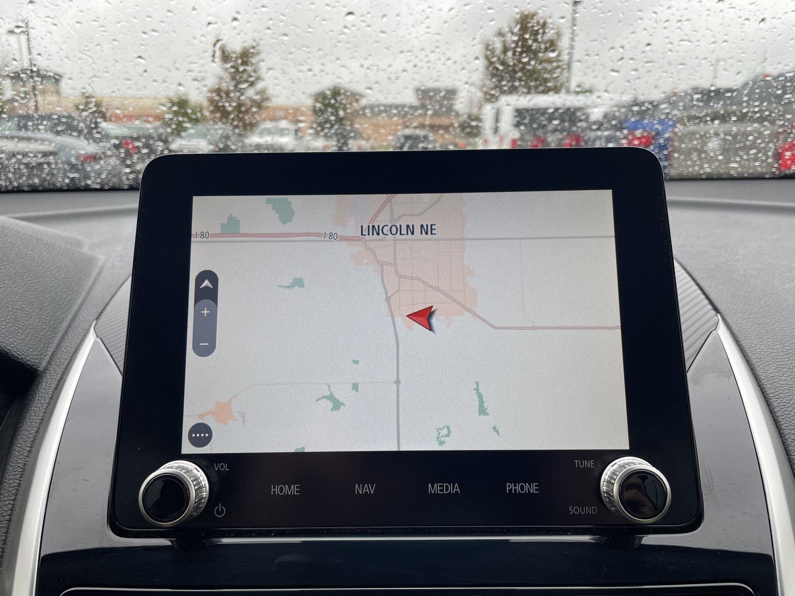 Vehicle photo 24