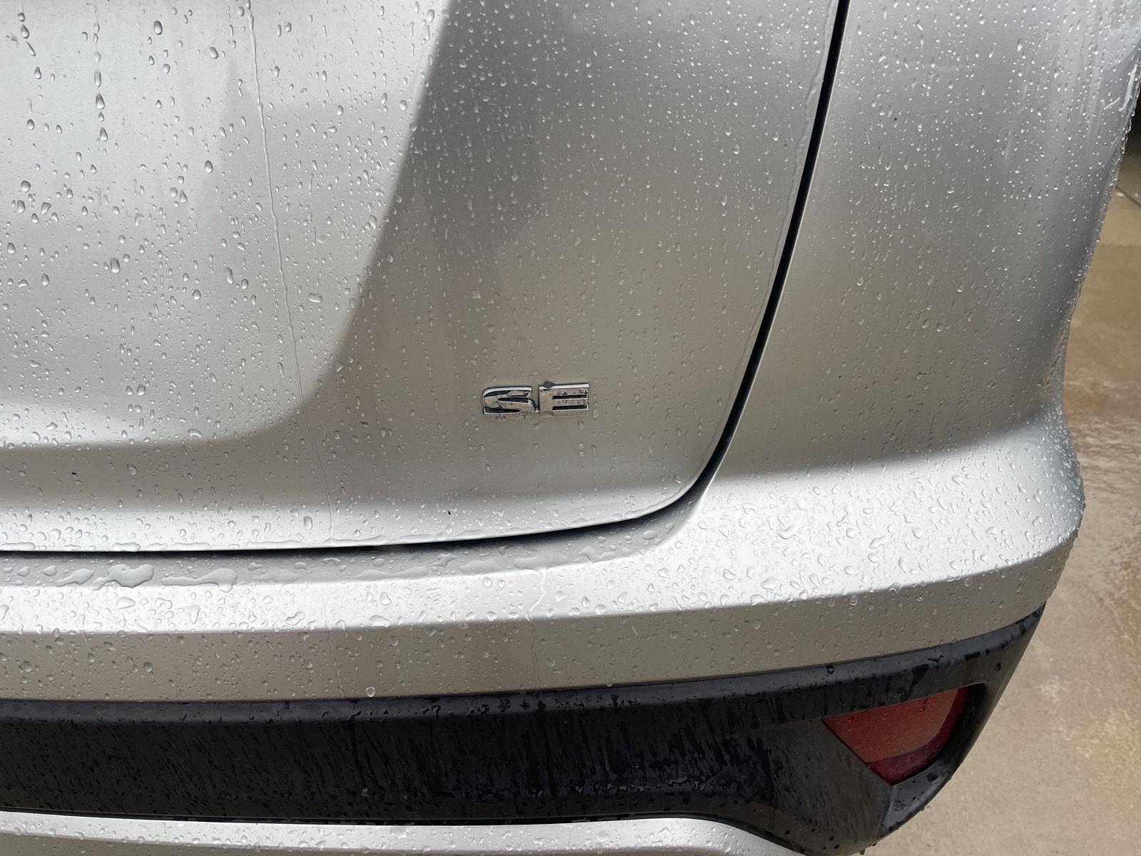 Vehicle photo 37