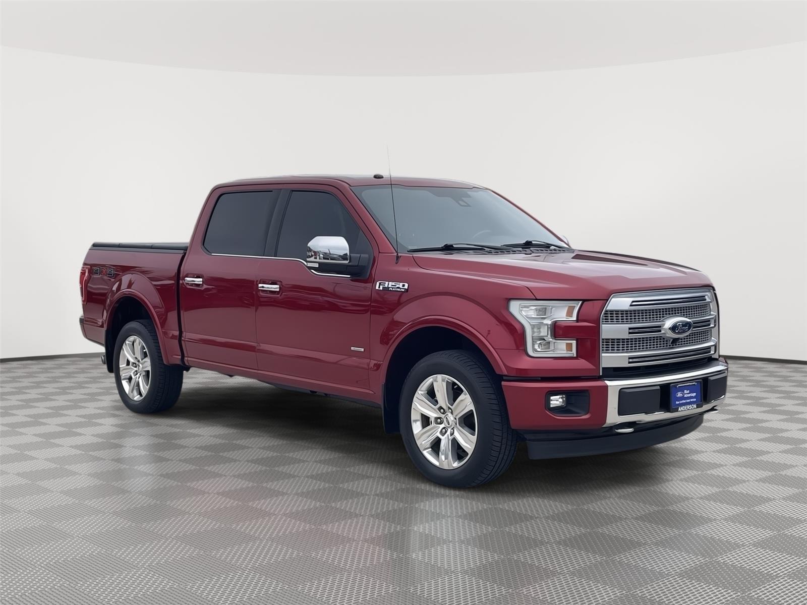 Vehicle photo 5