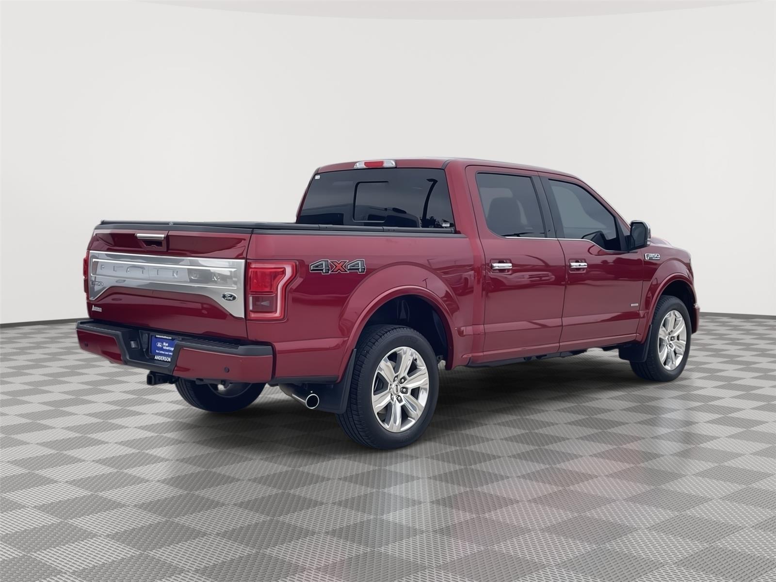 Vehicle photo 7