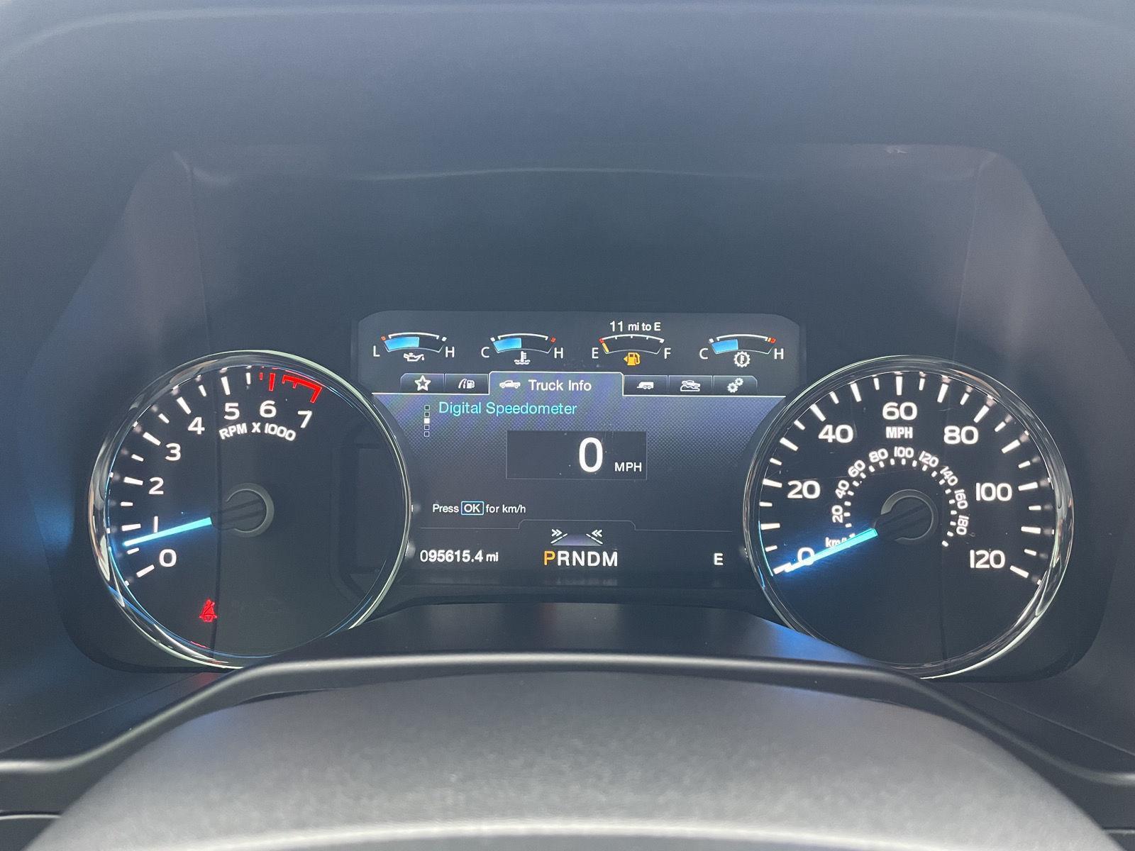 Vehicle photo 15