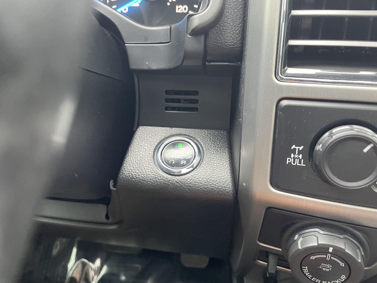 Vehicle photo 28