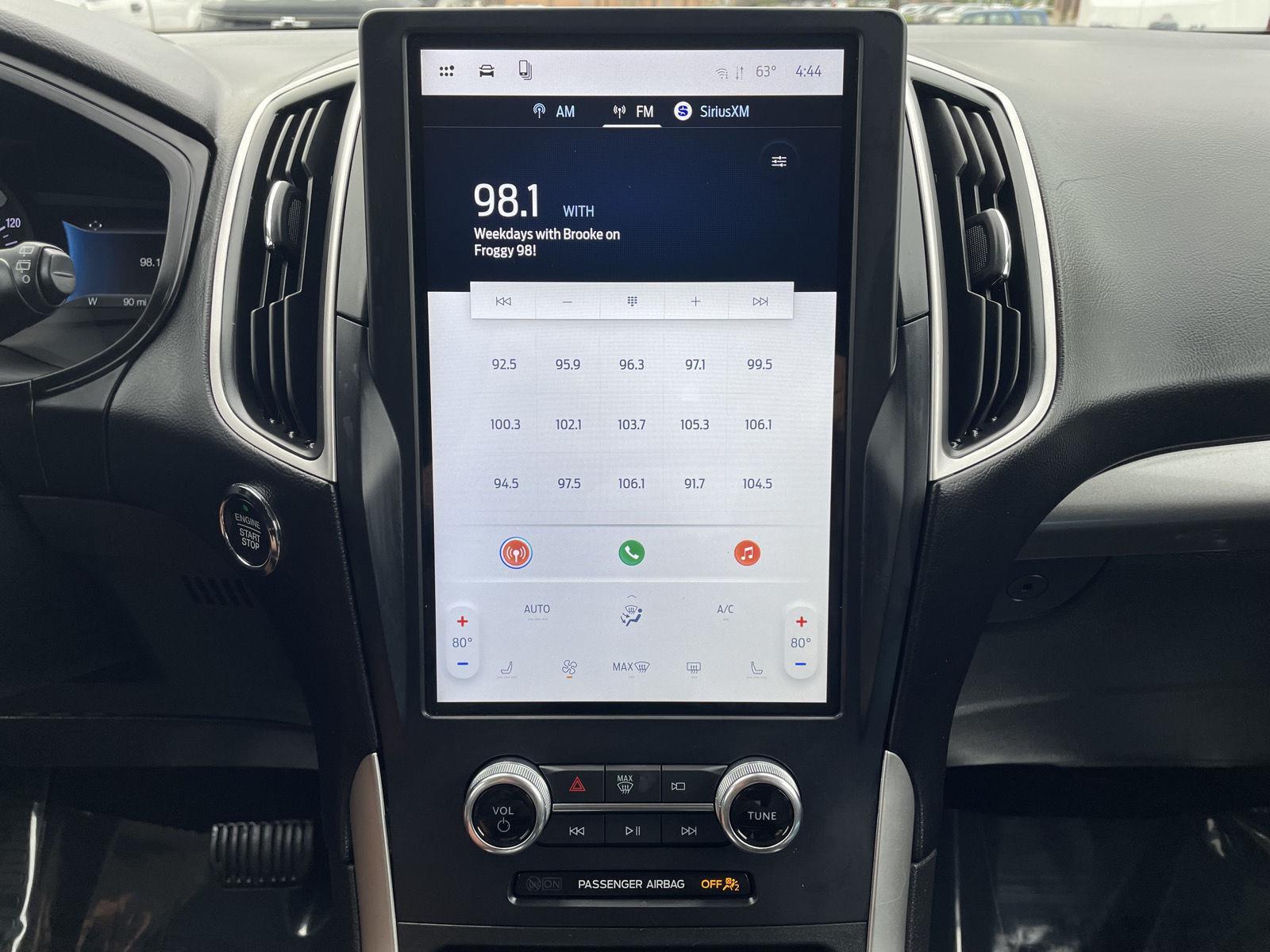Vehicle photo 22