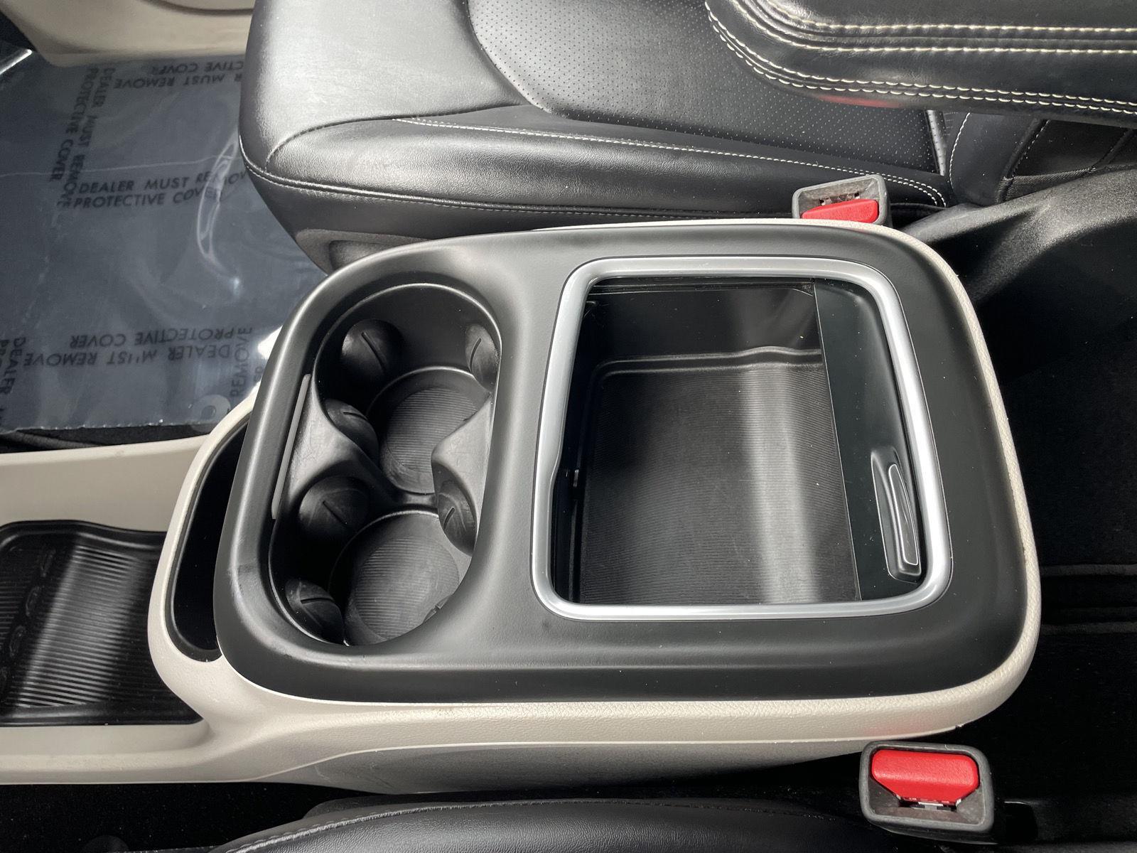 Vehicle photo 31
