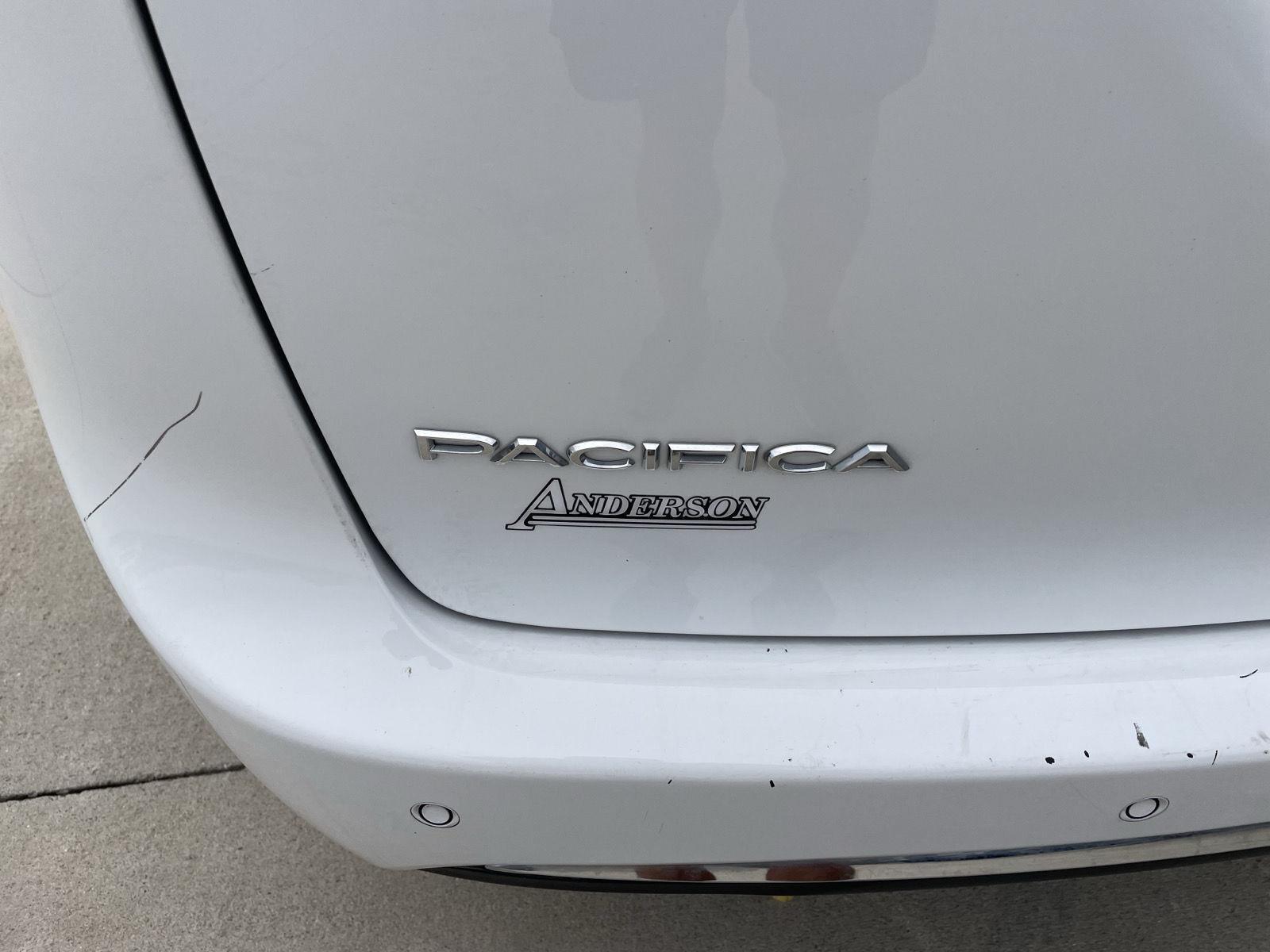 Vehicle photo 36