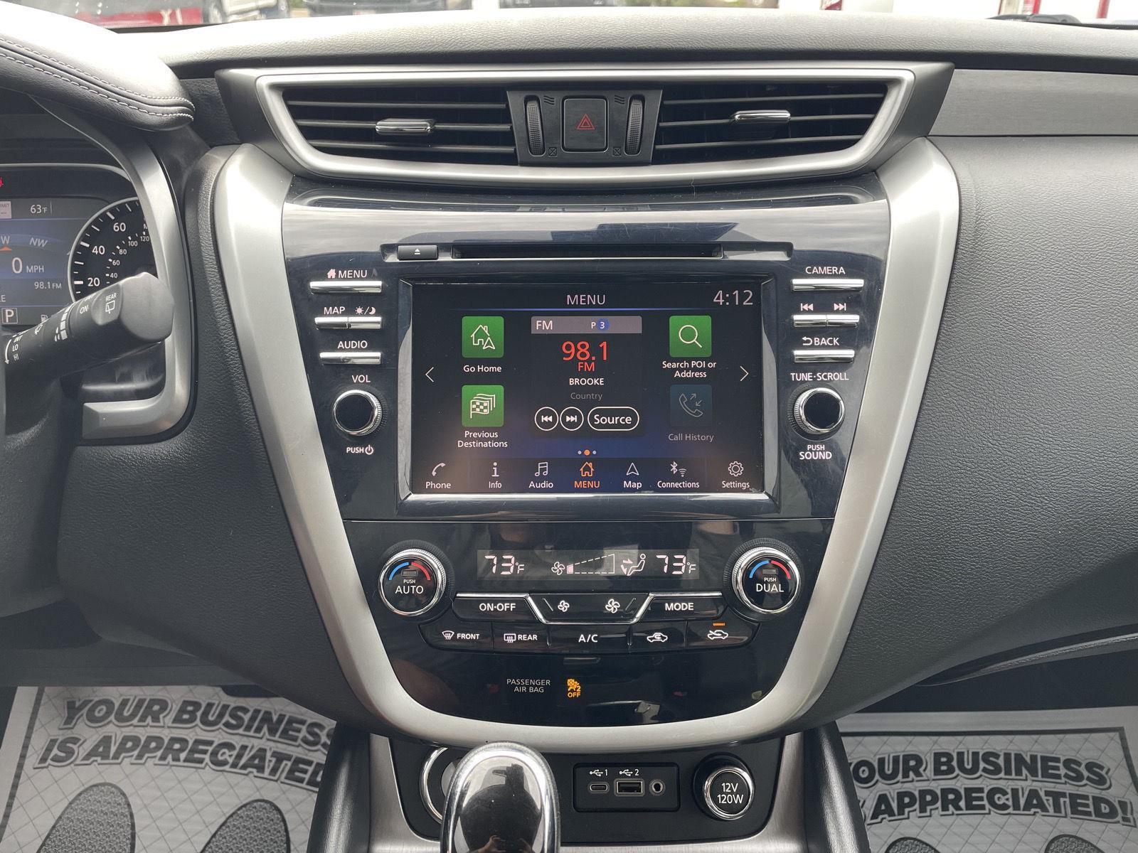 Vehicle photo 23