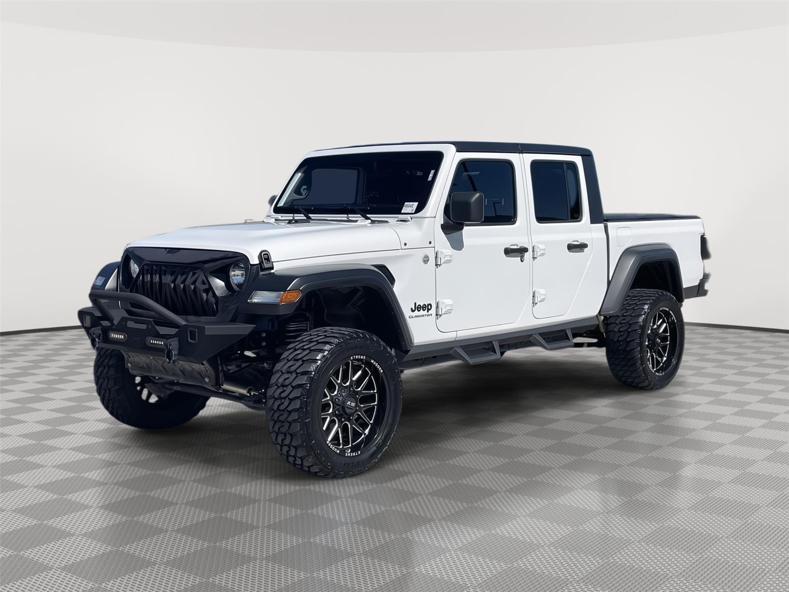 Bright White Clearcoat 2020 Jeep Gladiator Pickup Truck Four-Wheel Drive 8-Speed Automatic