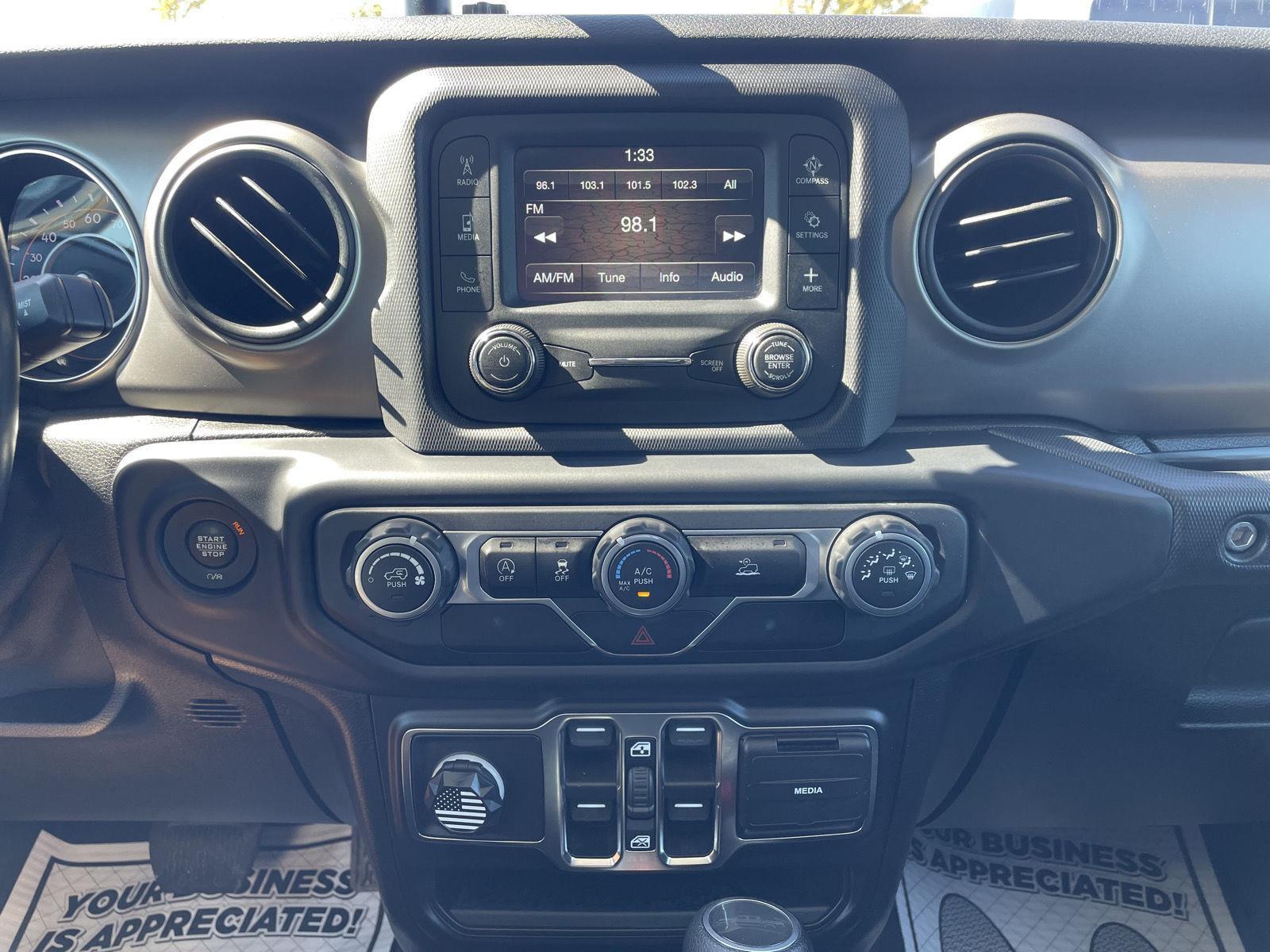 Vehicle photo 22