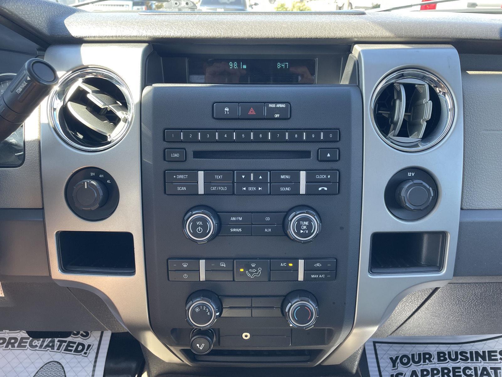 Vehicle photo 21