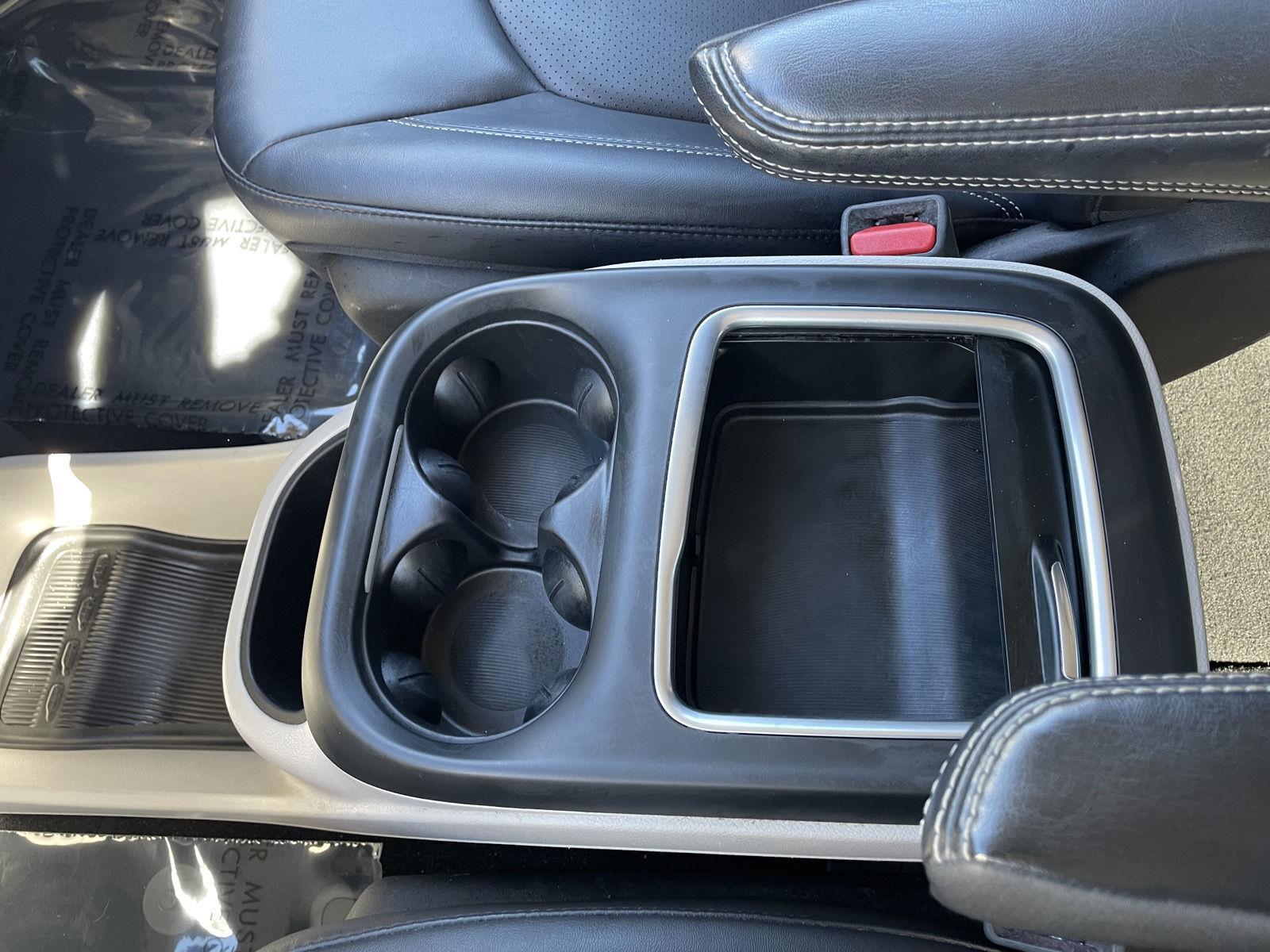 Vehicle photo 31