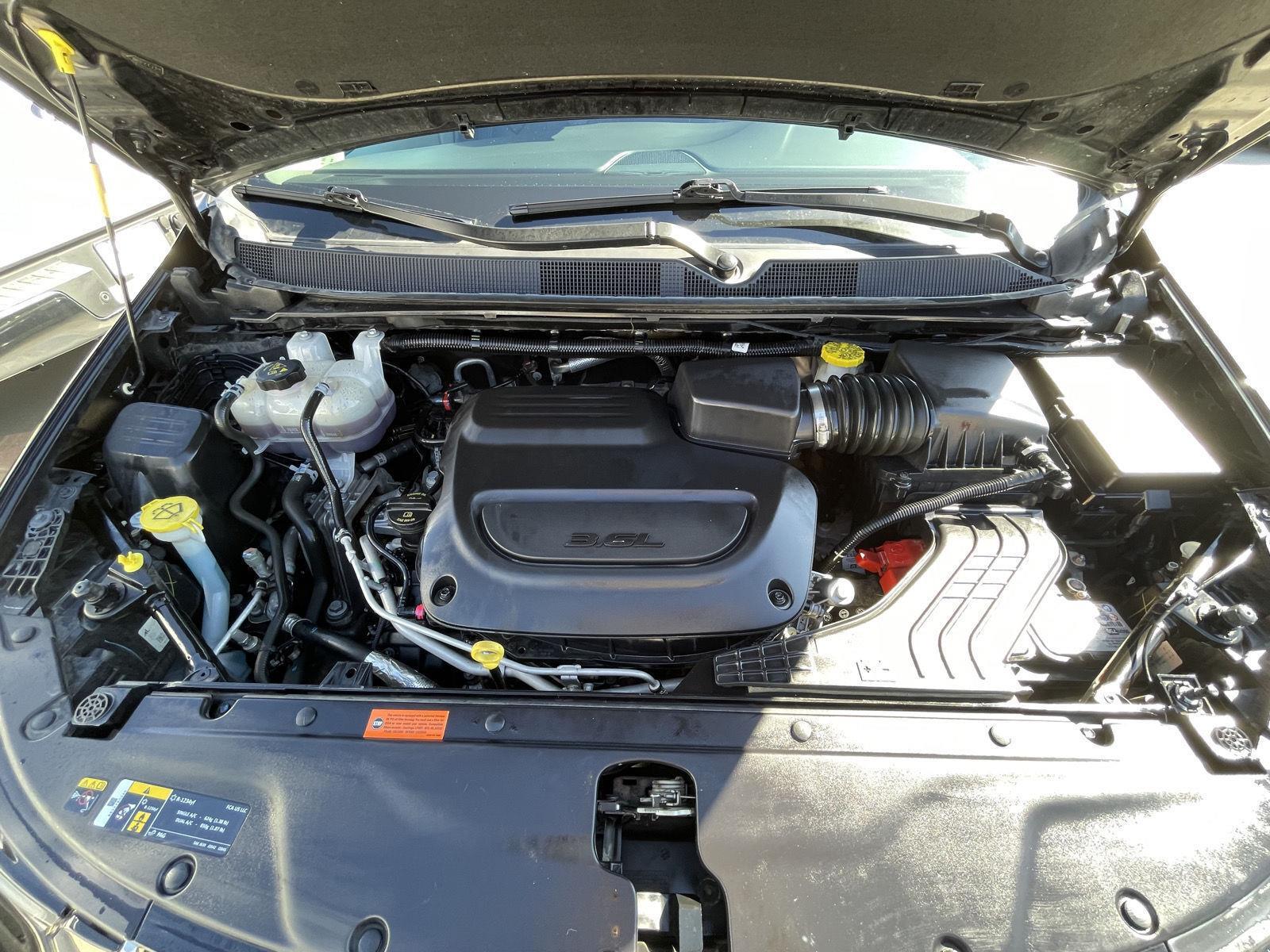 Vehicle photo 34