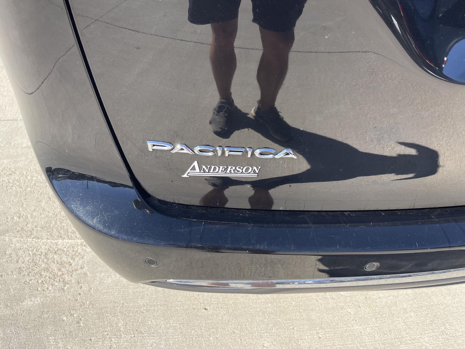 Vehicle photo 37