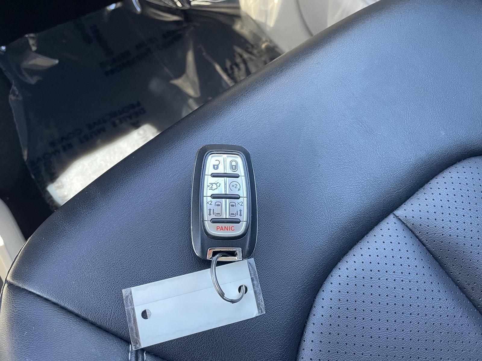 Vehicle photo 38