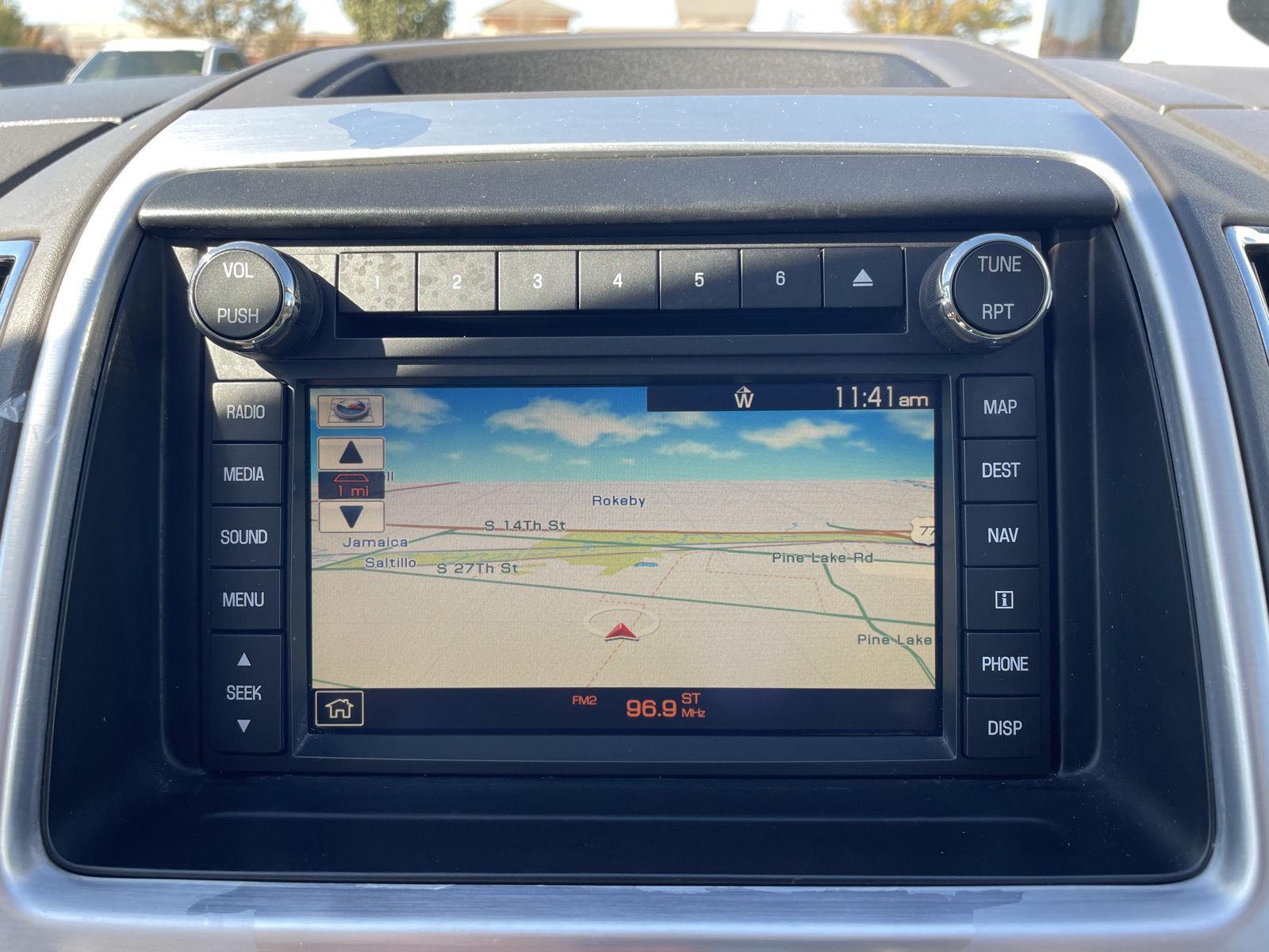 Vehicle photo 23